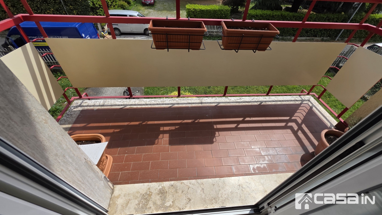 Bilocale con box in via pascoli, Vaprio d'Adda