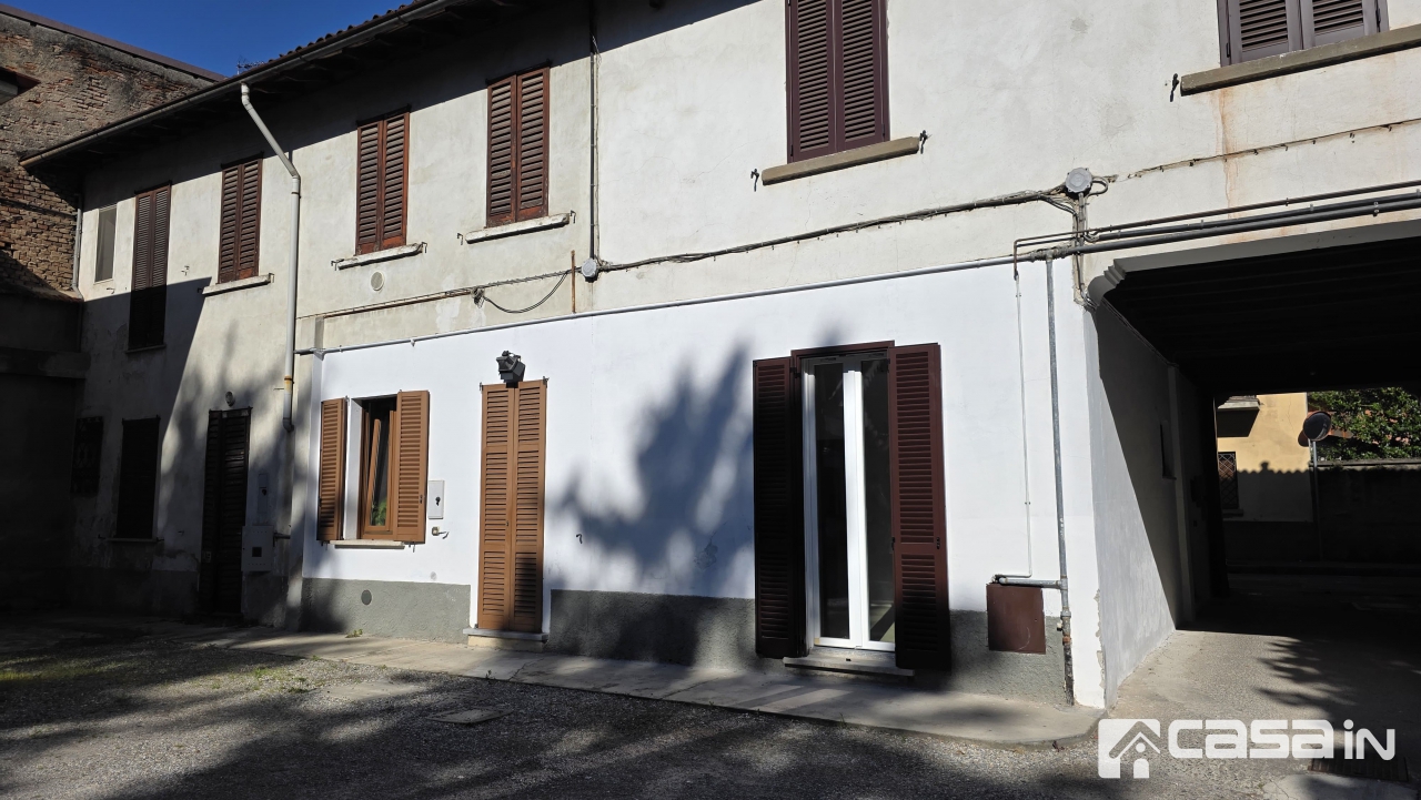 Trilocale ristrutturato in via xxi febbraio, Vaprio d'Adda