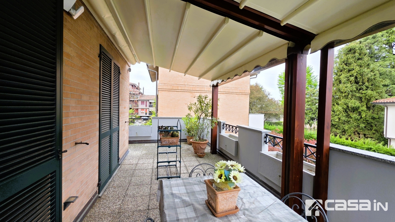 Casa indipendente con terrazzo in via xi febbraio, Trezzo sull'Adda