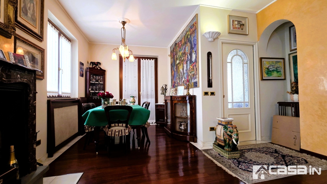 Casa indipendente con terrazzo in via xi febbraio, Trezzo sull'Adda