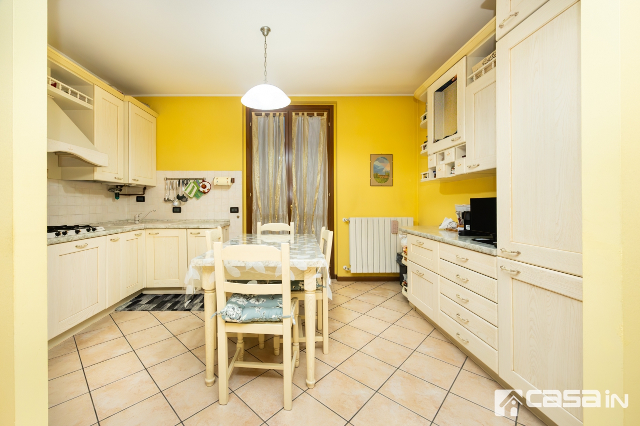 Trilocale con box in via giovanni pascoli, Arzago d'Adda