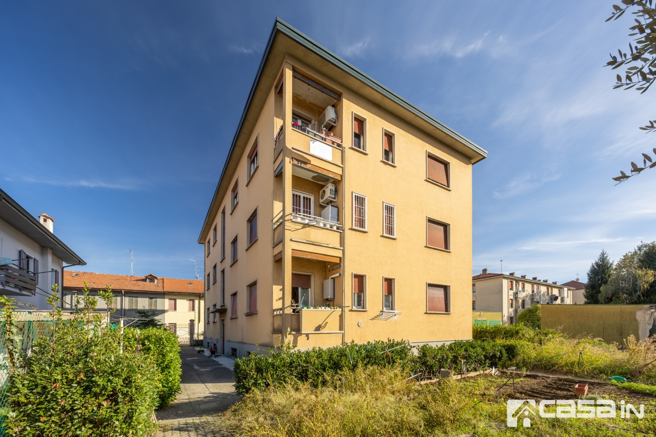 Trilocale con giardino in via san francesco d'assisi, Vaprio d'Adda