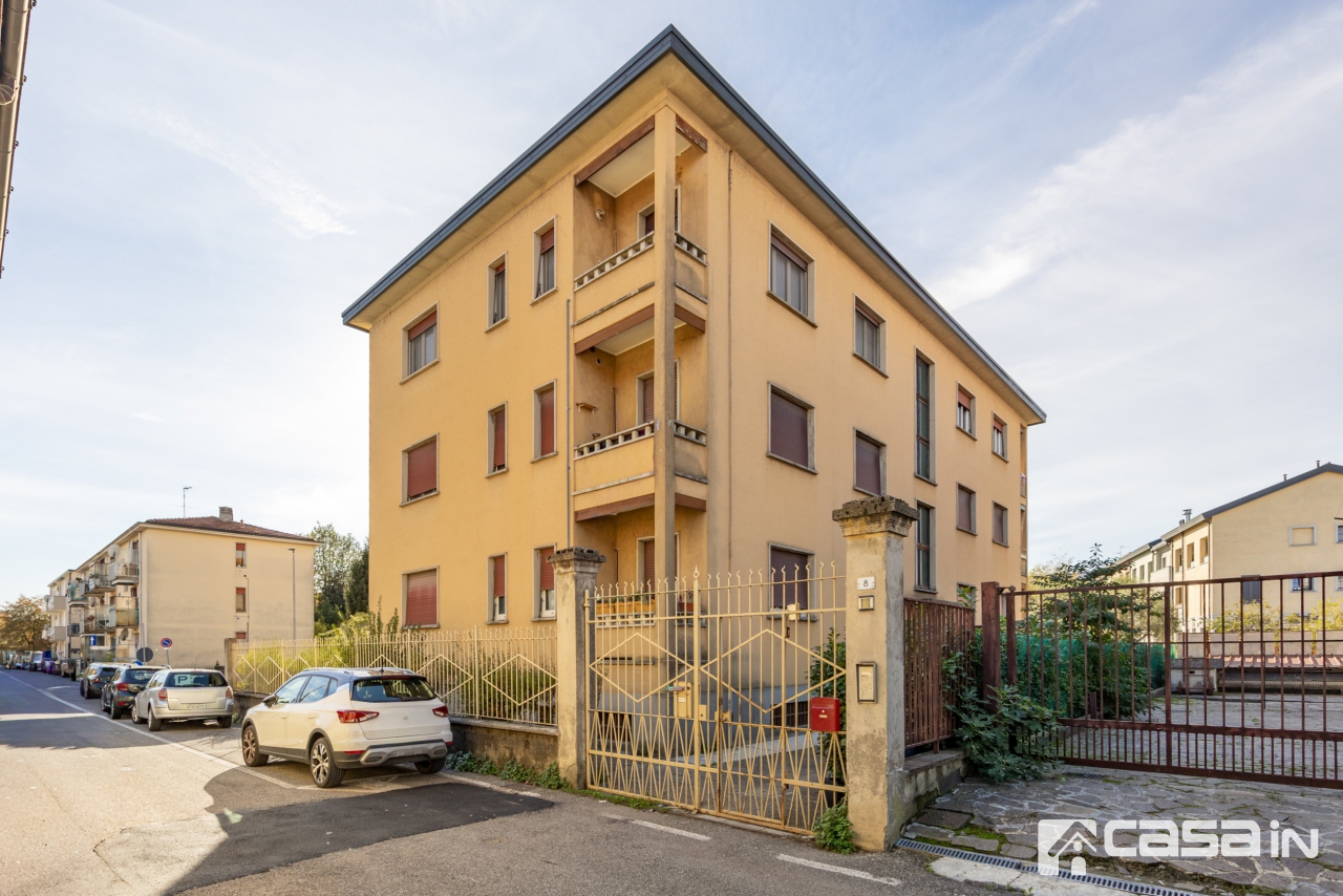 Trilocale con giardino in via san francesco d'assisi, Vaprio d'Adda