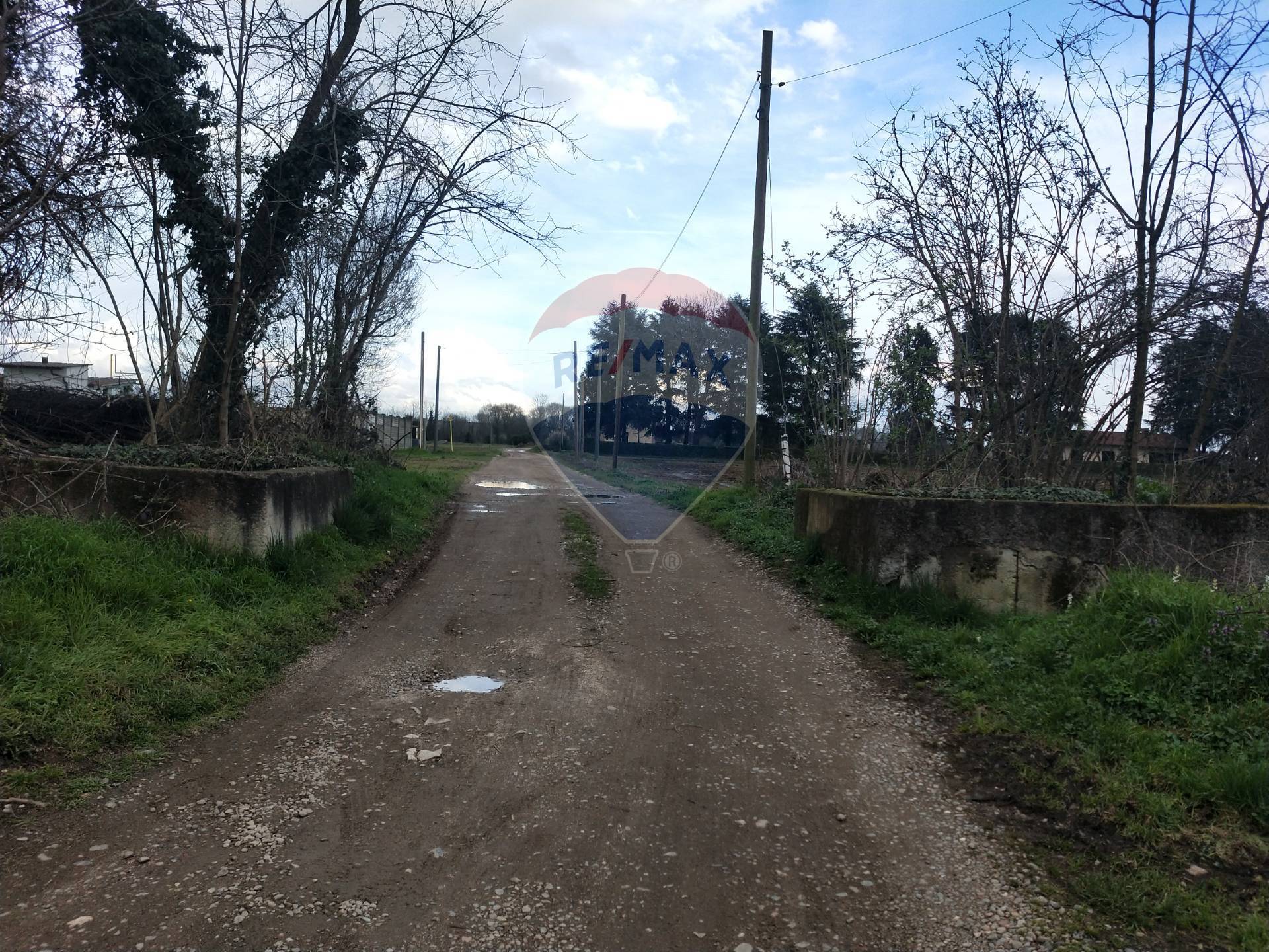 Terreno in vendita a Vittuone