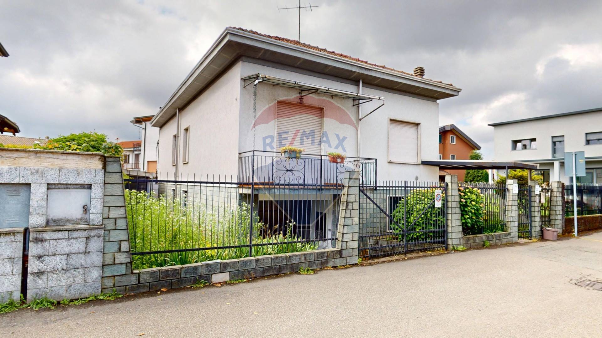 Villa singola in vendita a Lainate