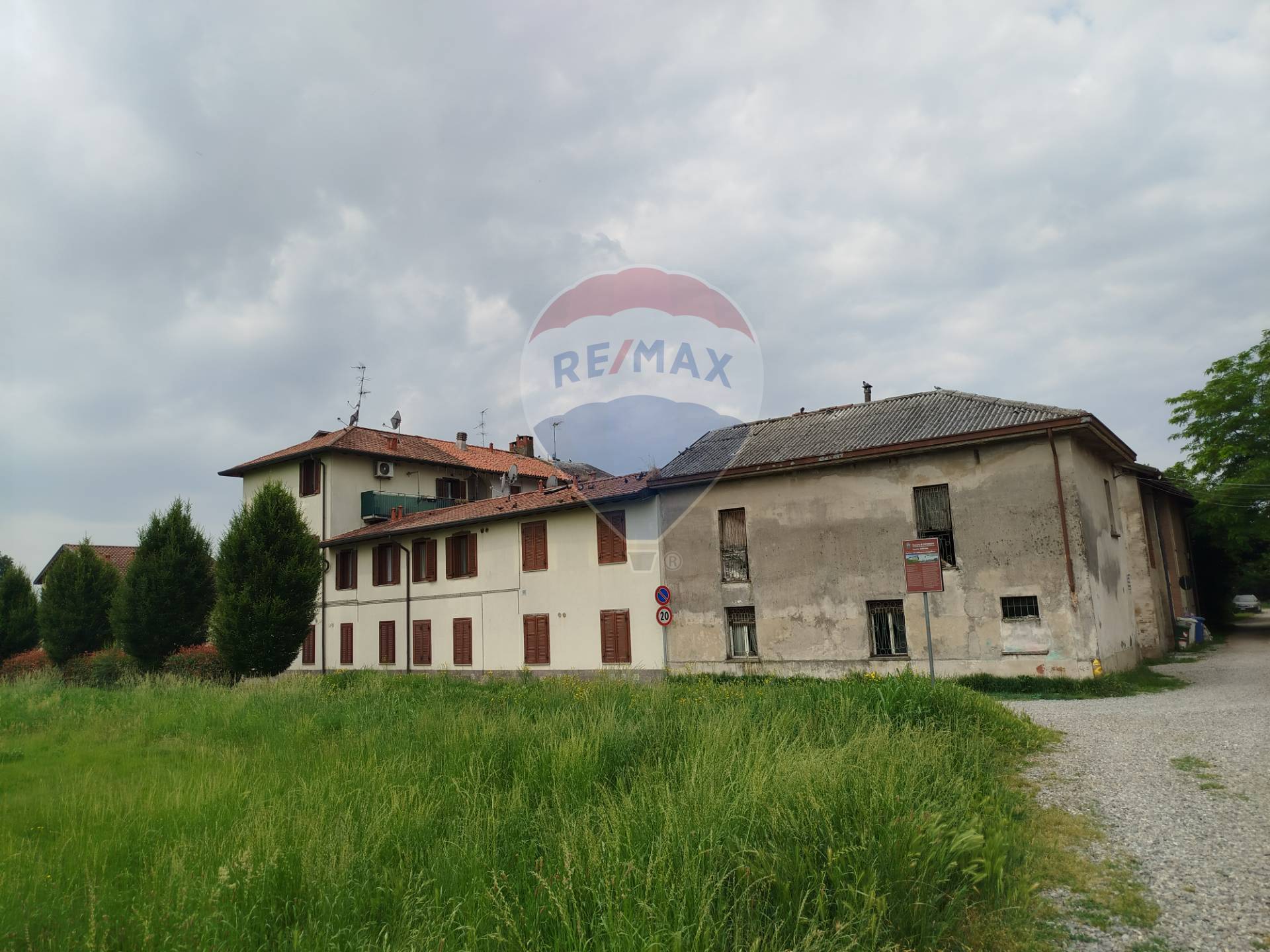 Appartamento in vendita a Caponago