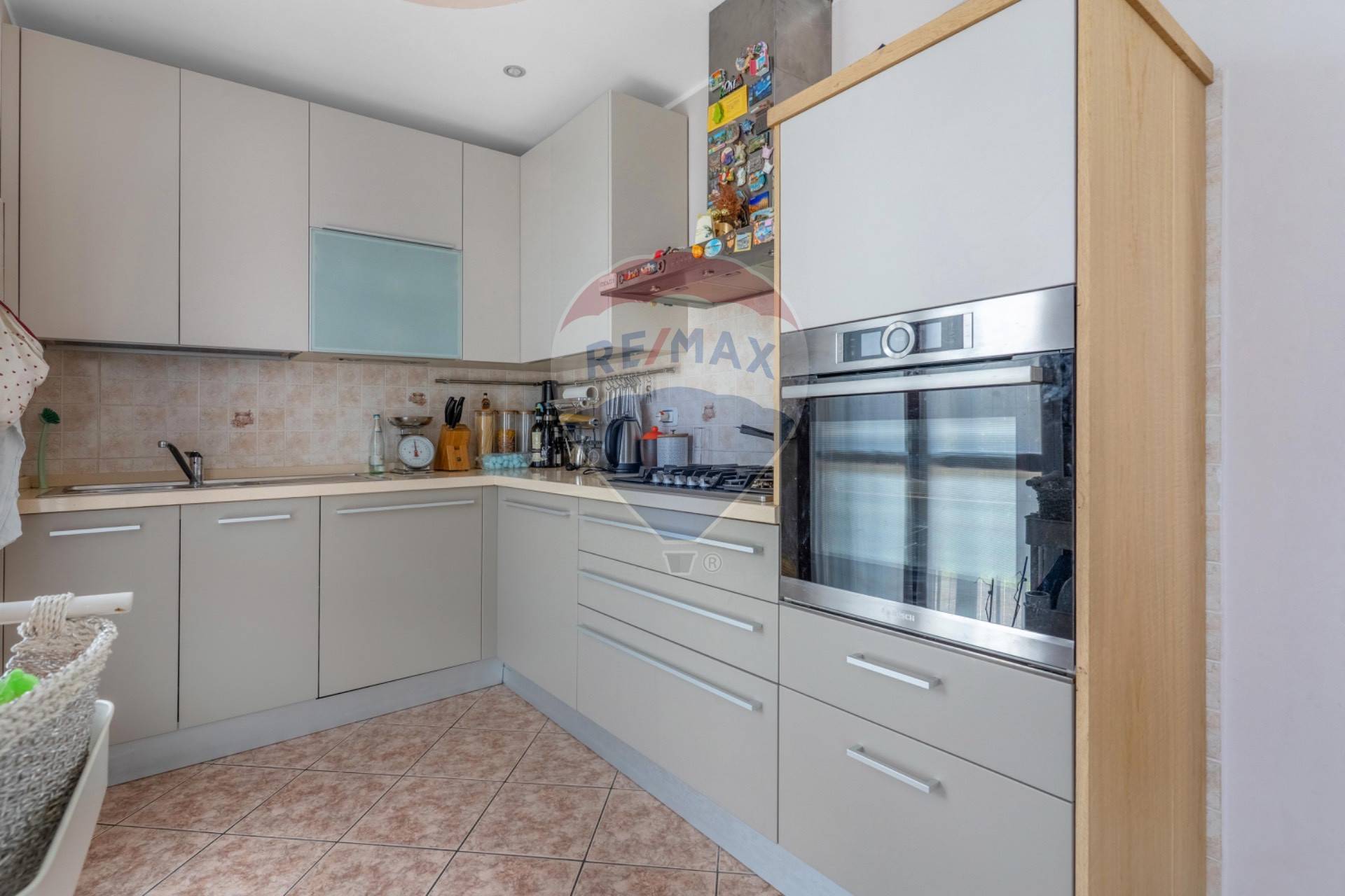 Appartamento in vendita a Rho, Lucernate