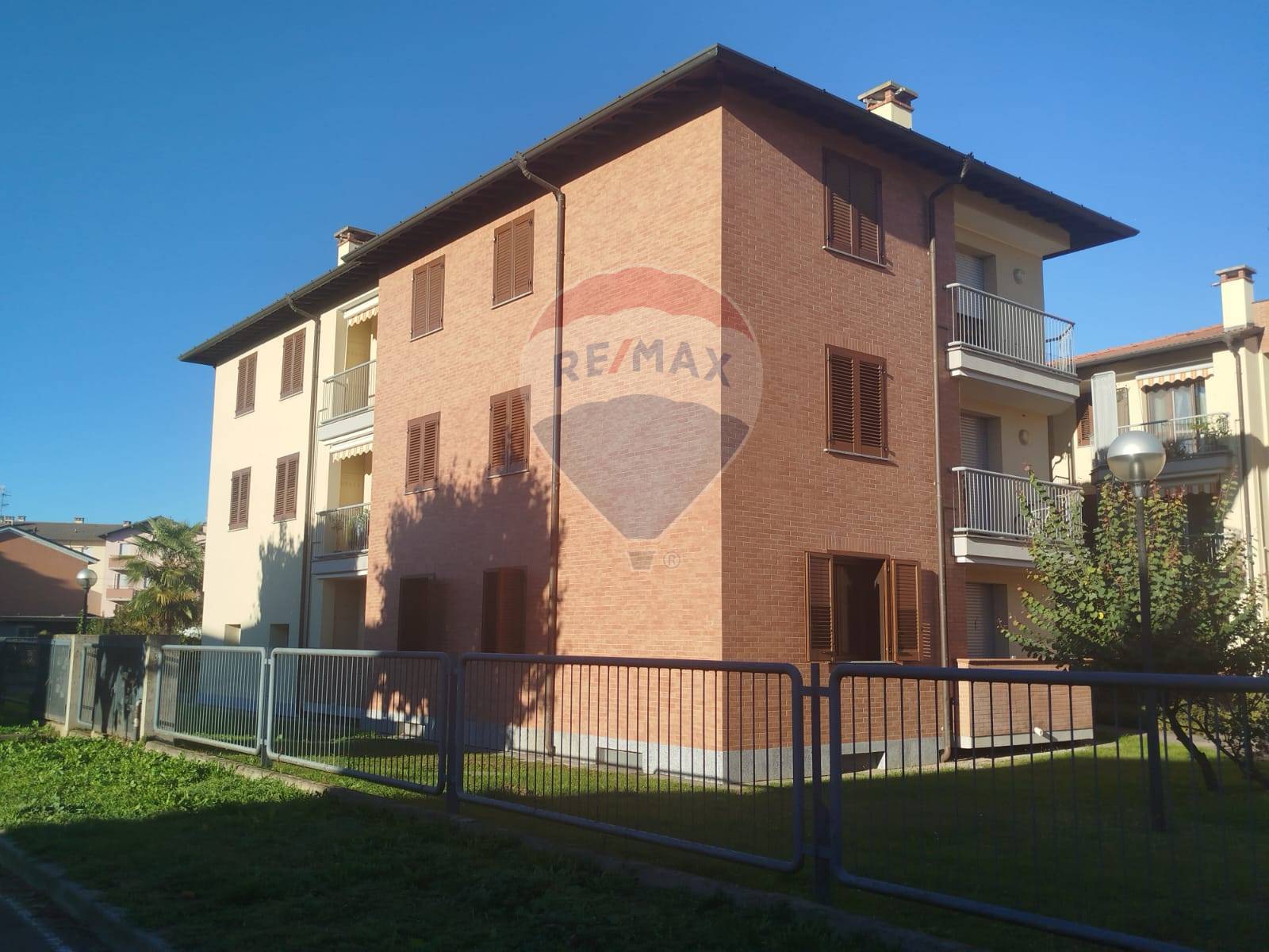 Appartamento in affitto a Rosate
