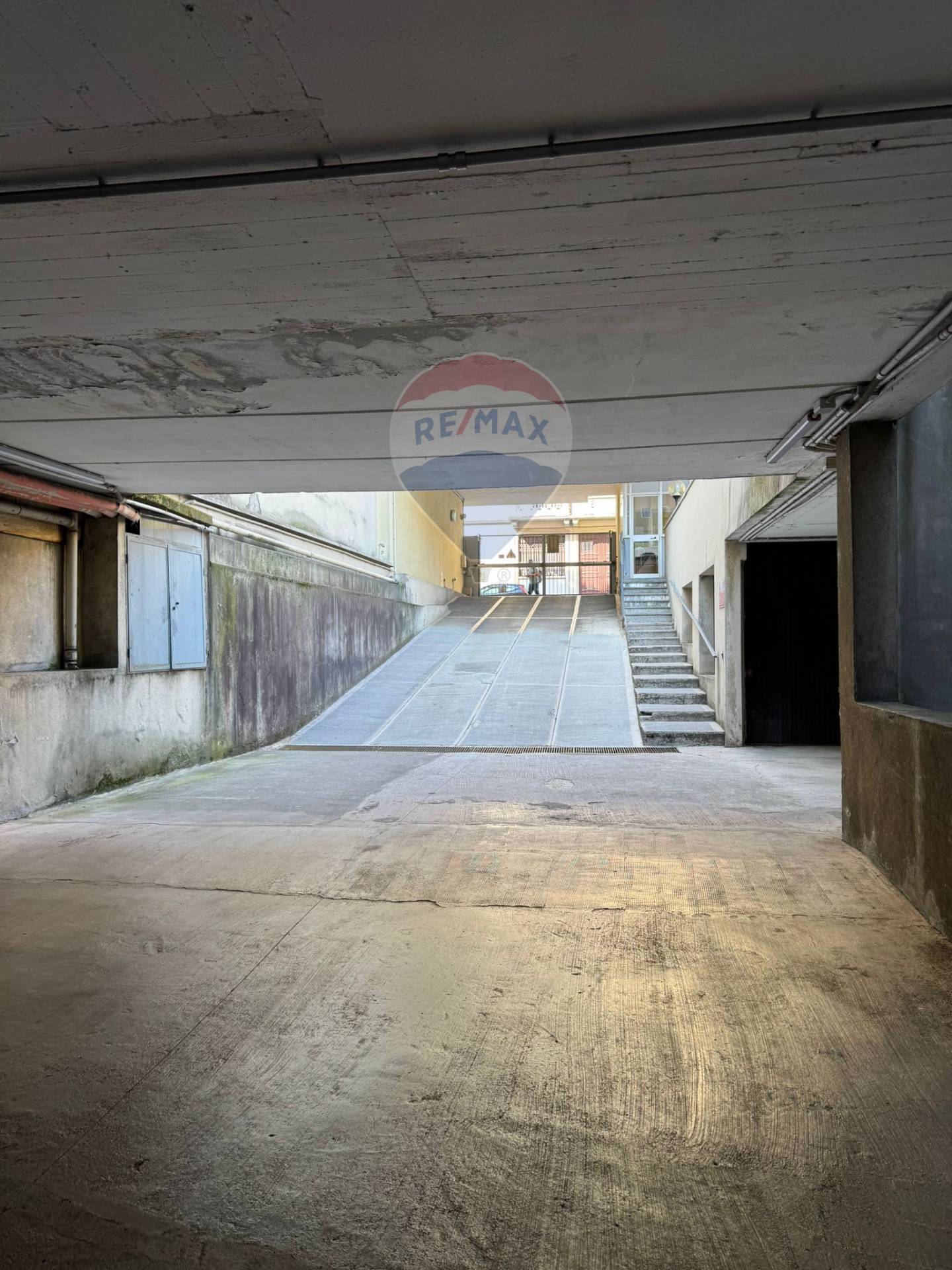 Garage/Box in vendita a Milano, Cenisio