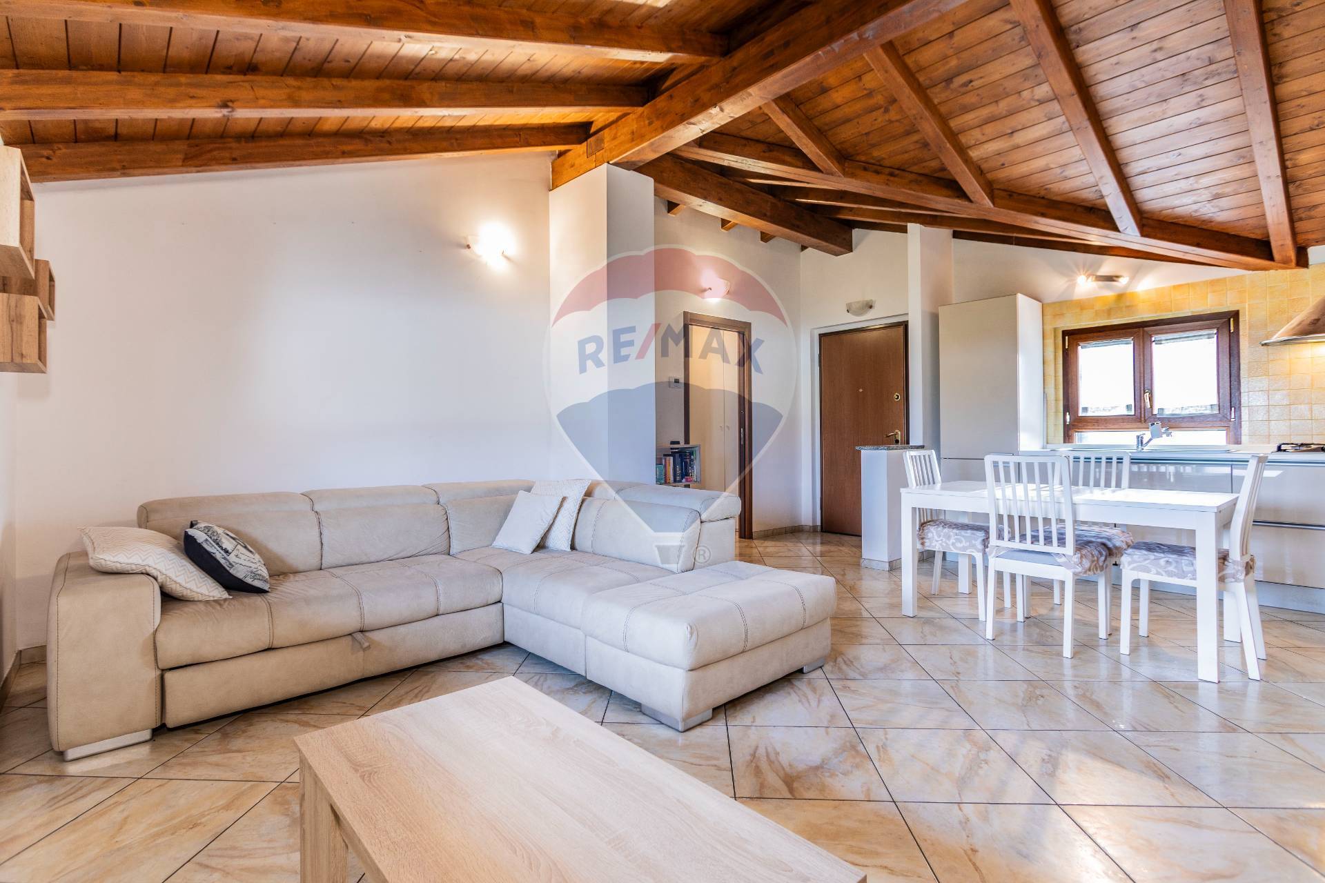 Appartamento in vendita a Legnano, San Martino