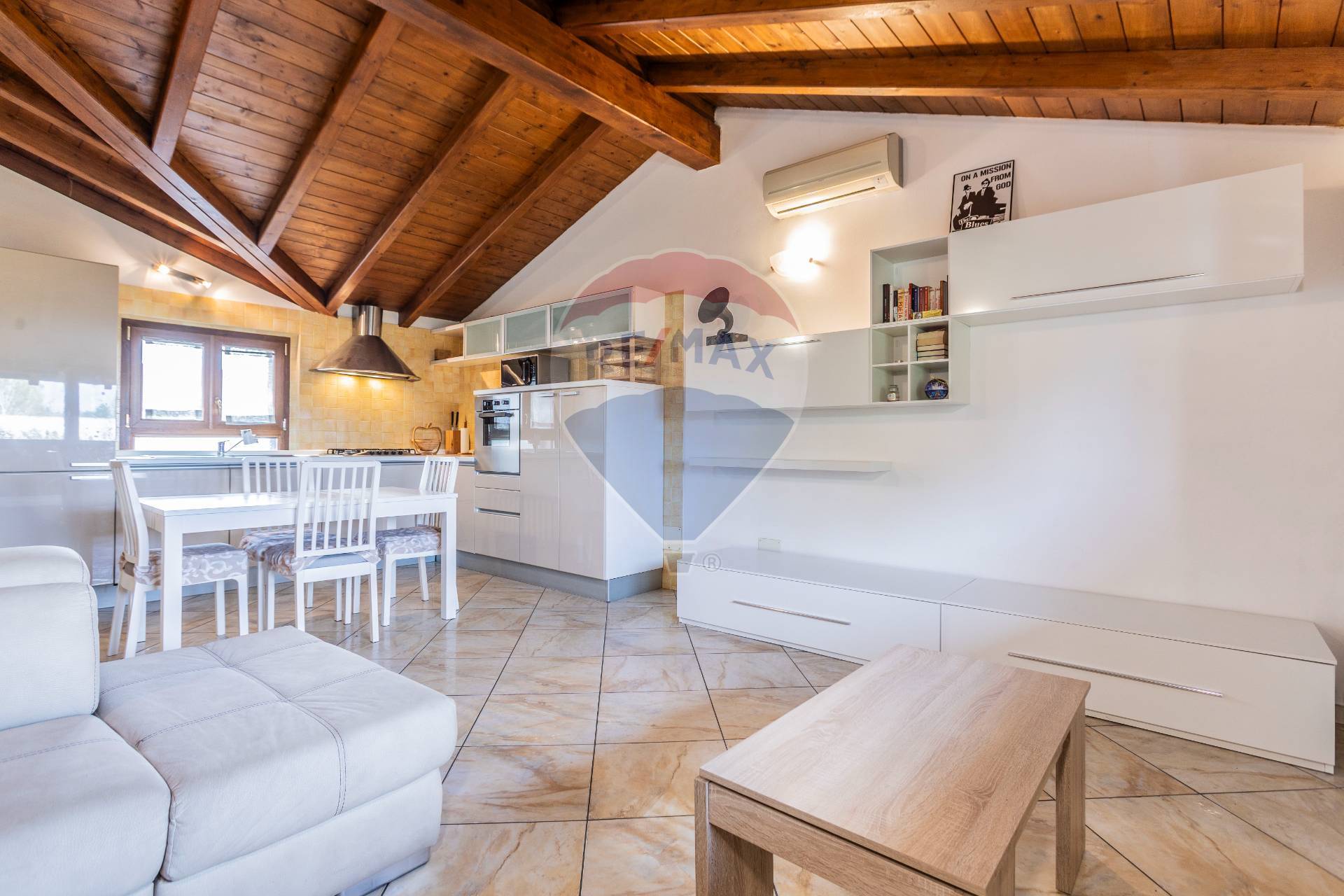 Appartamento in vendita a Legnano, San Martino