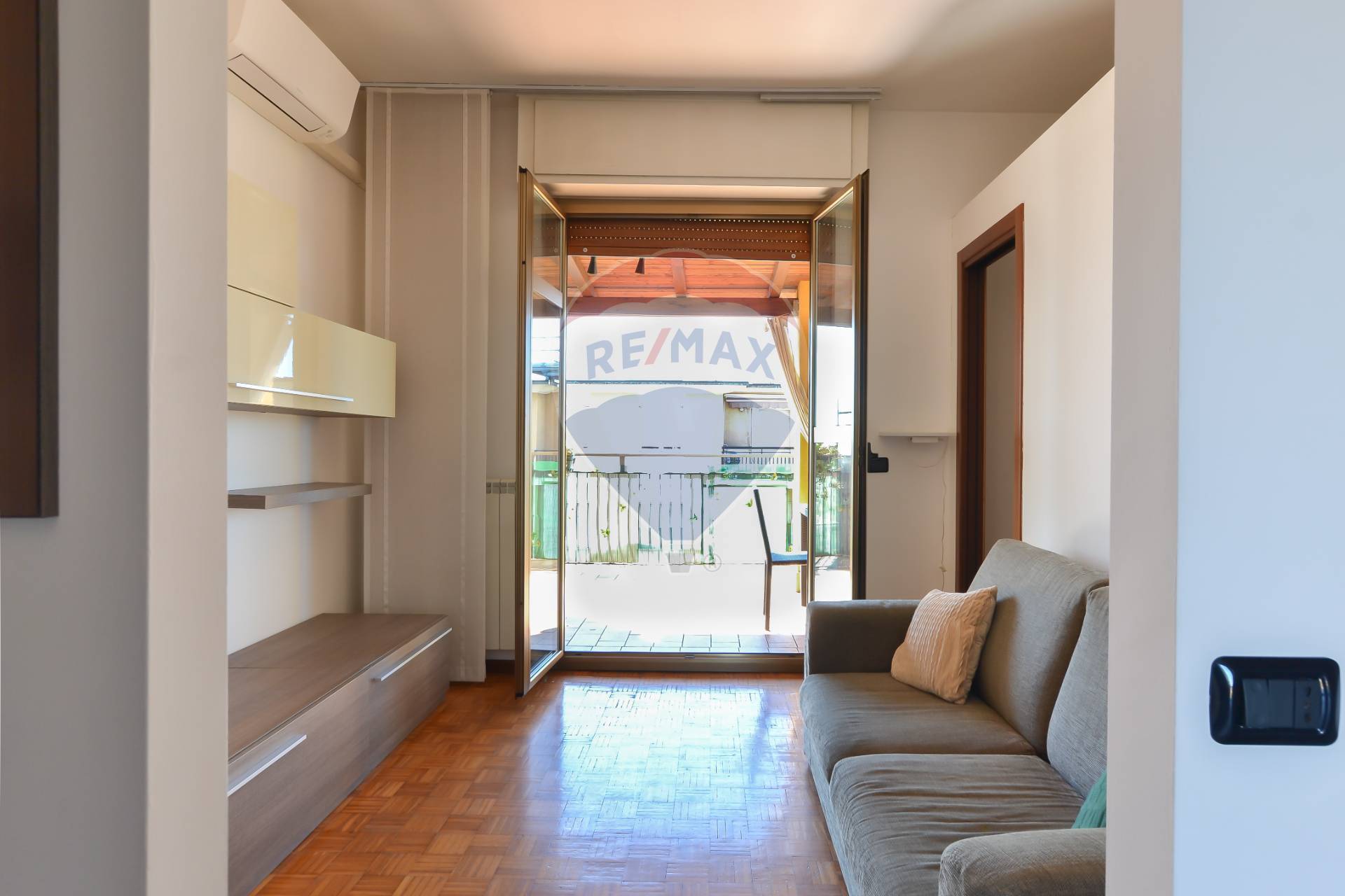 Appartamento in affitto a Lainate