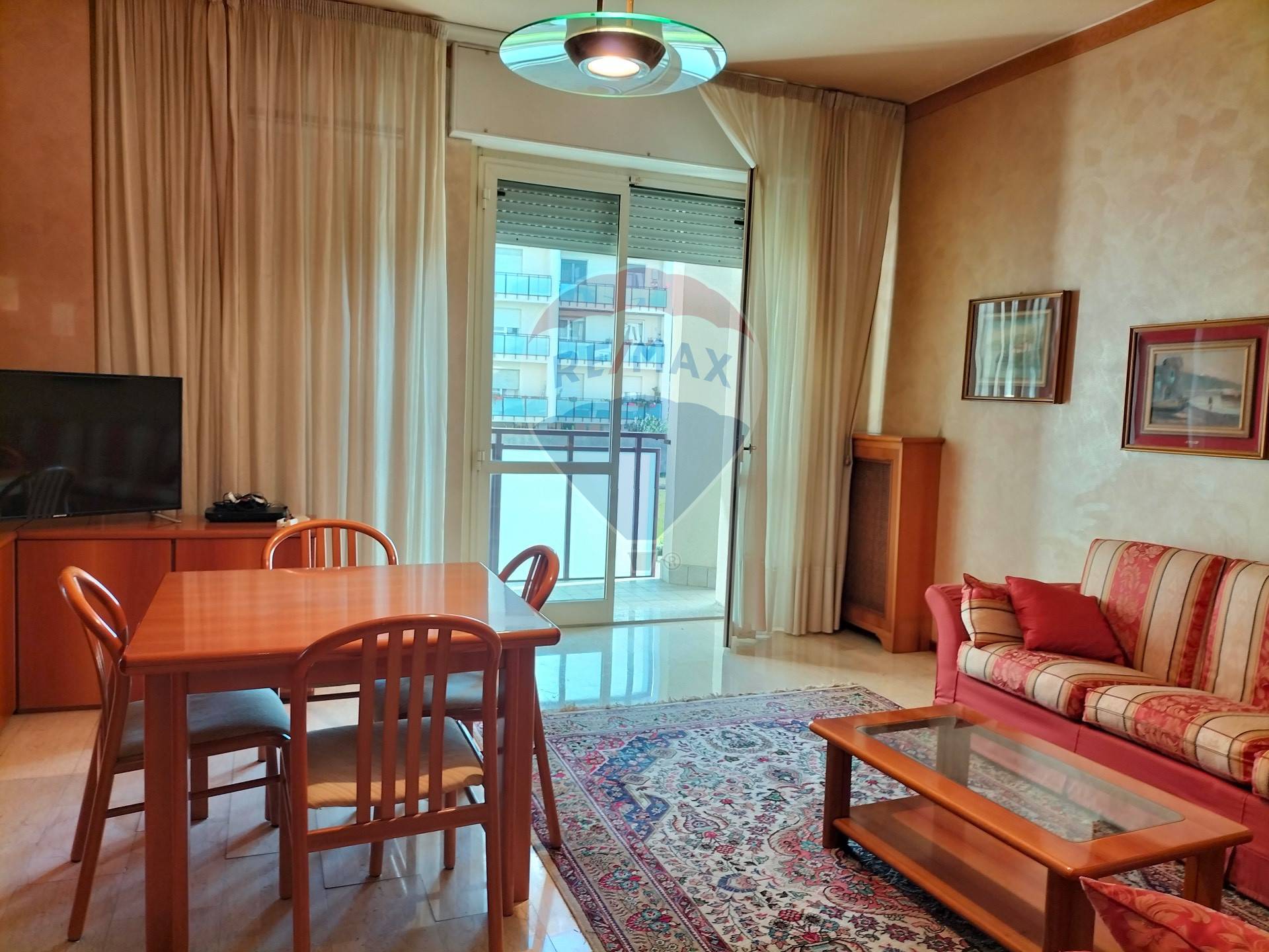 Appartamento in vendita a Rho, Zona San Giovanni