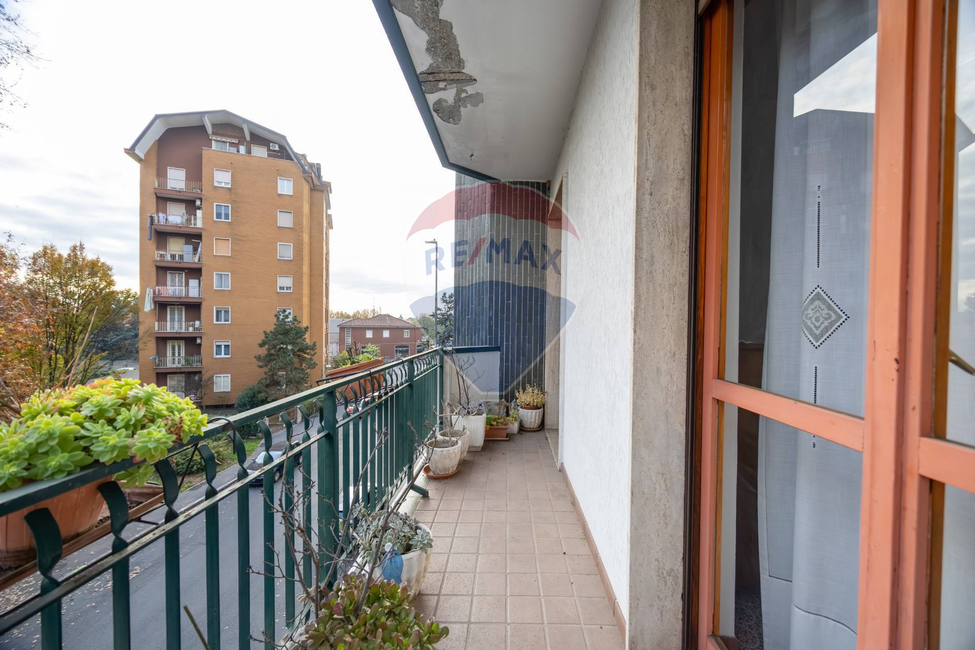 Appartamento in vendita a Garbagnate Milanese