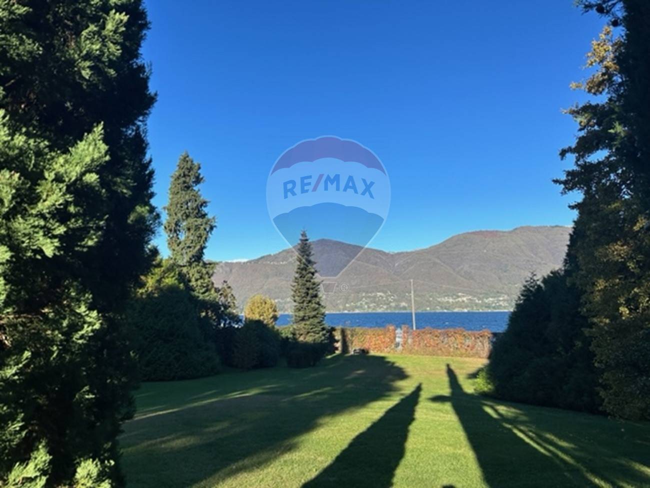 Appartamento in vendita a Porto Valtravaglia