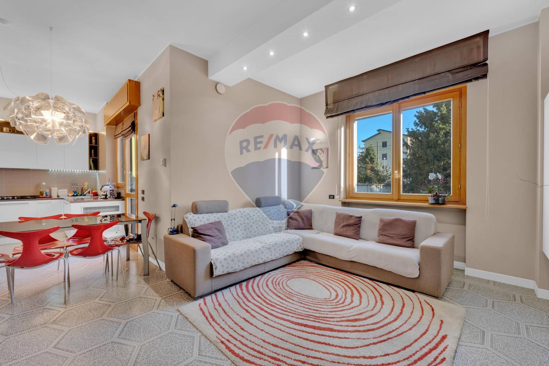 Villa o villino in vendita a Rho, Zona Centro