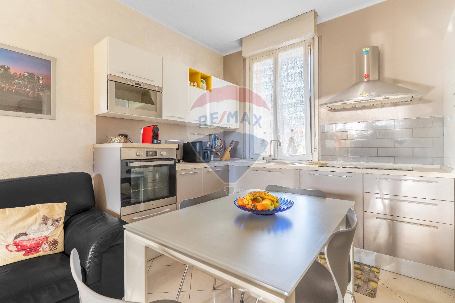 Appartamento in vendita a Rho, Lucernate