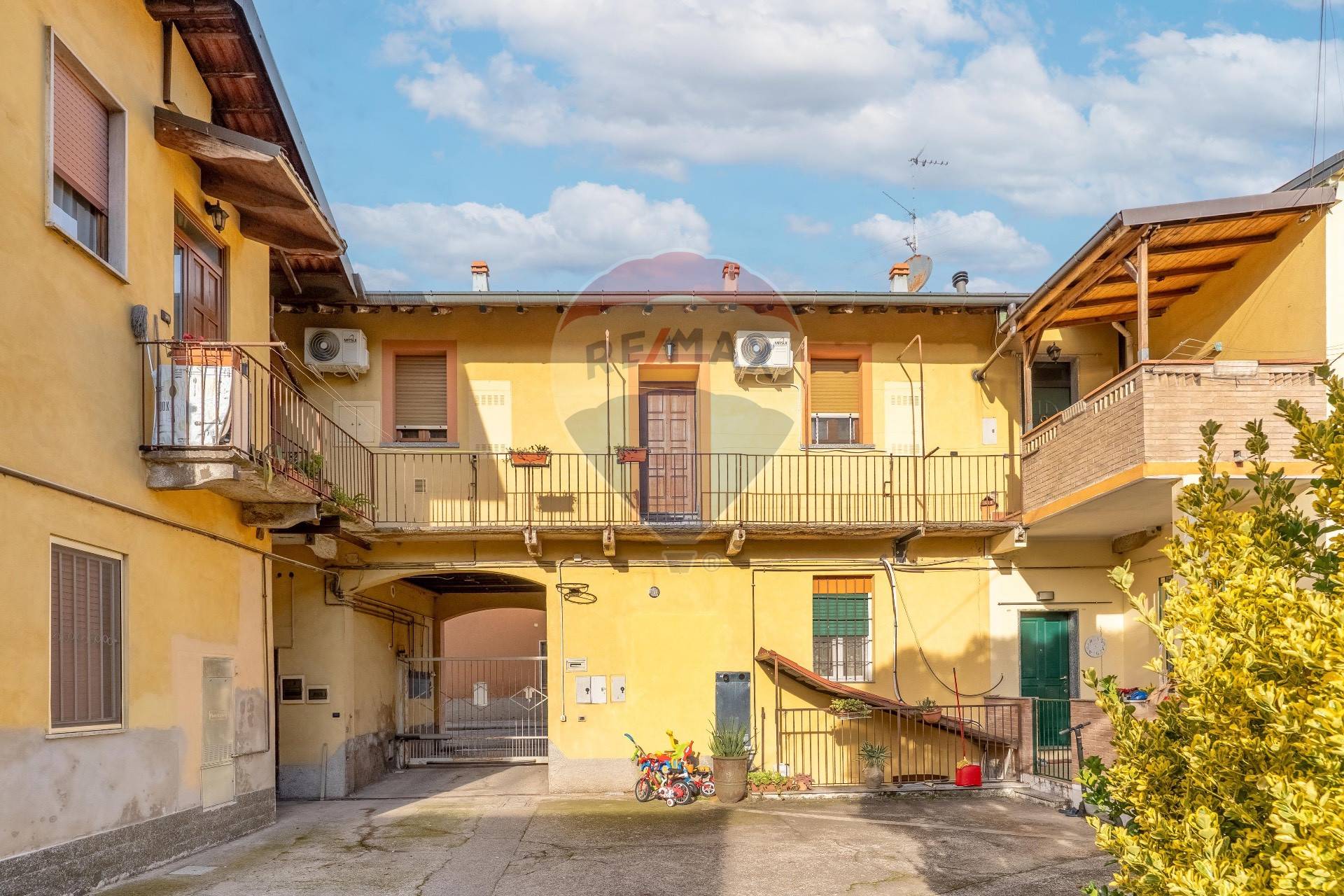 Appartamento in vendita a Rho, Lucernate