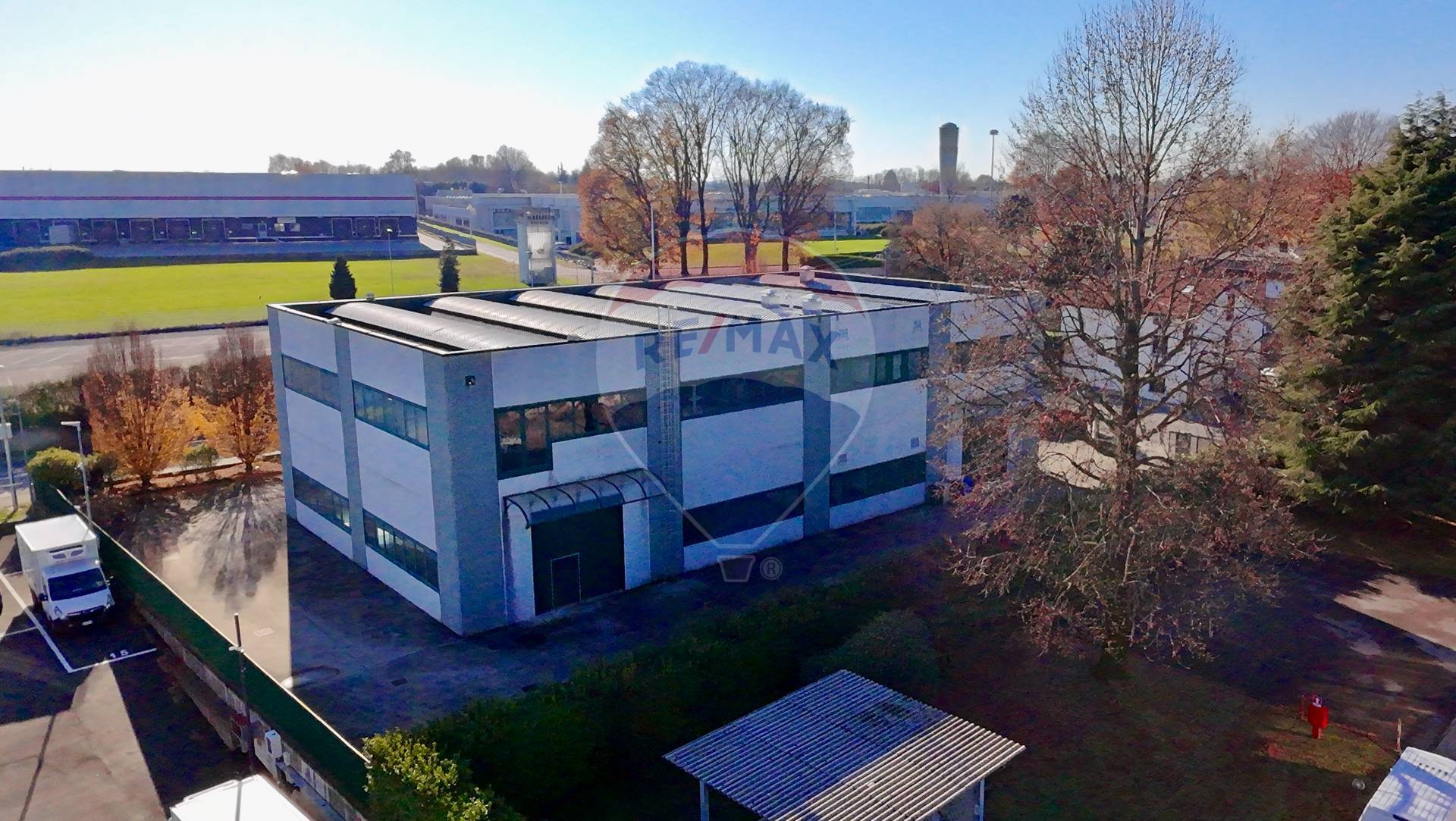 Capannone Industriale in vendita a Cadorago