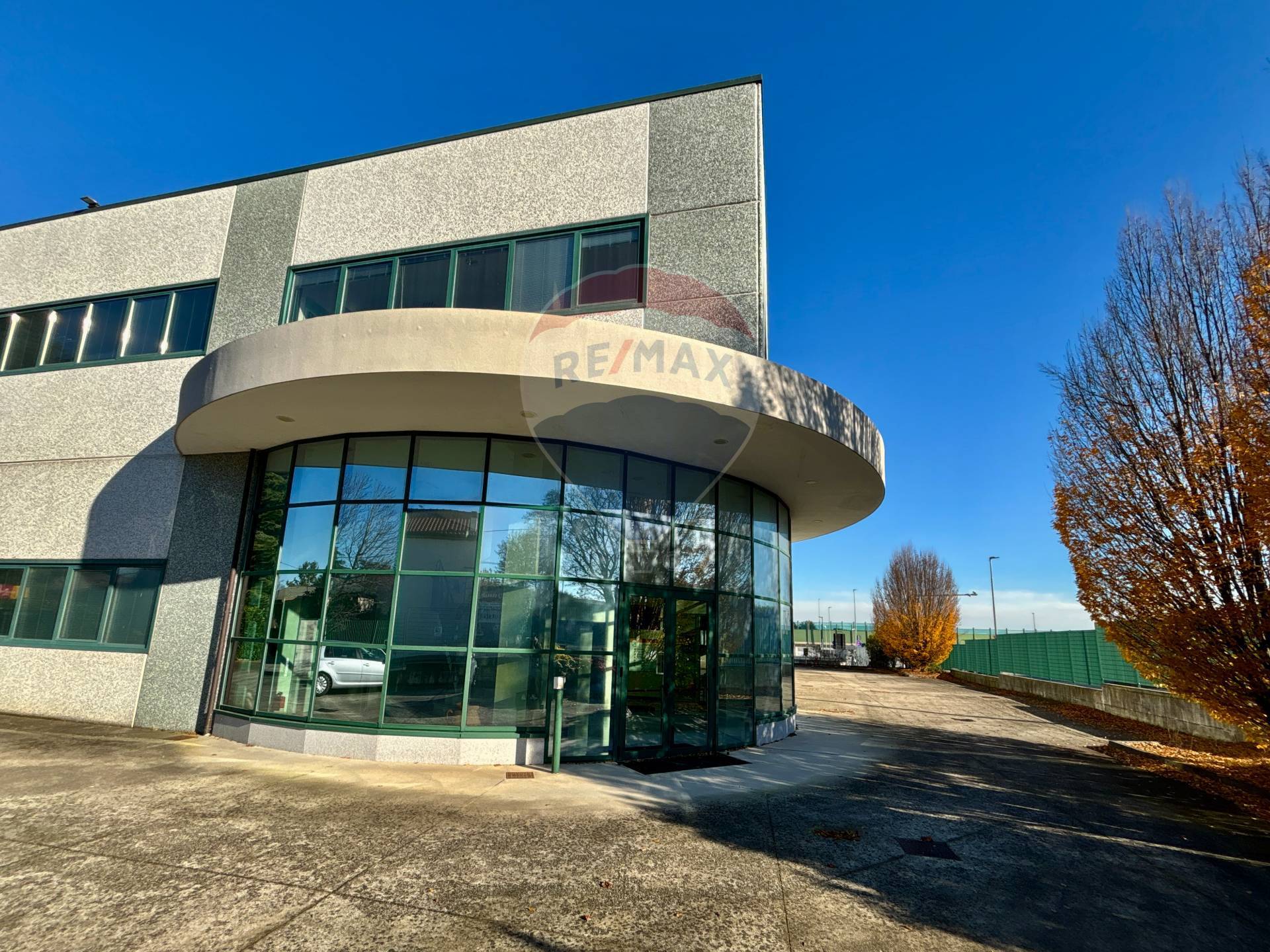 Capannone Industriale in vendita a Cadorago