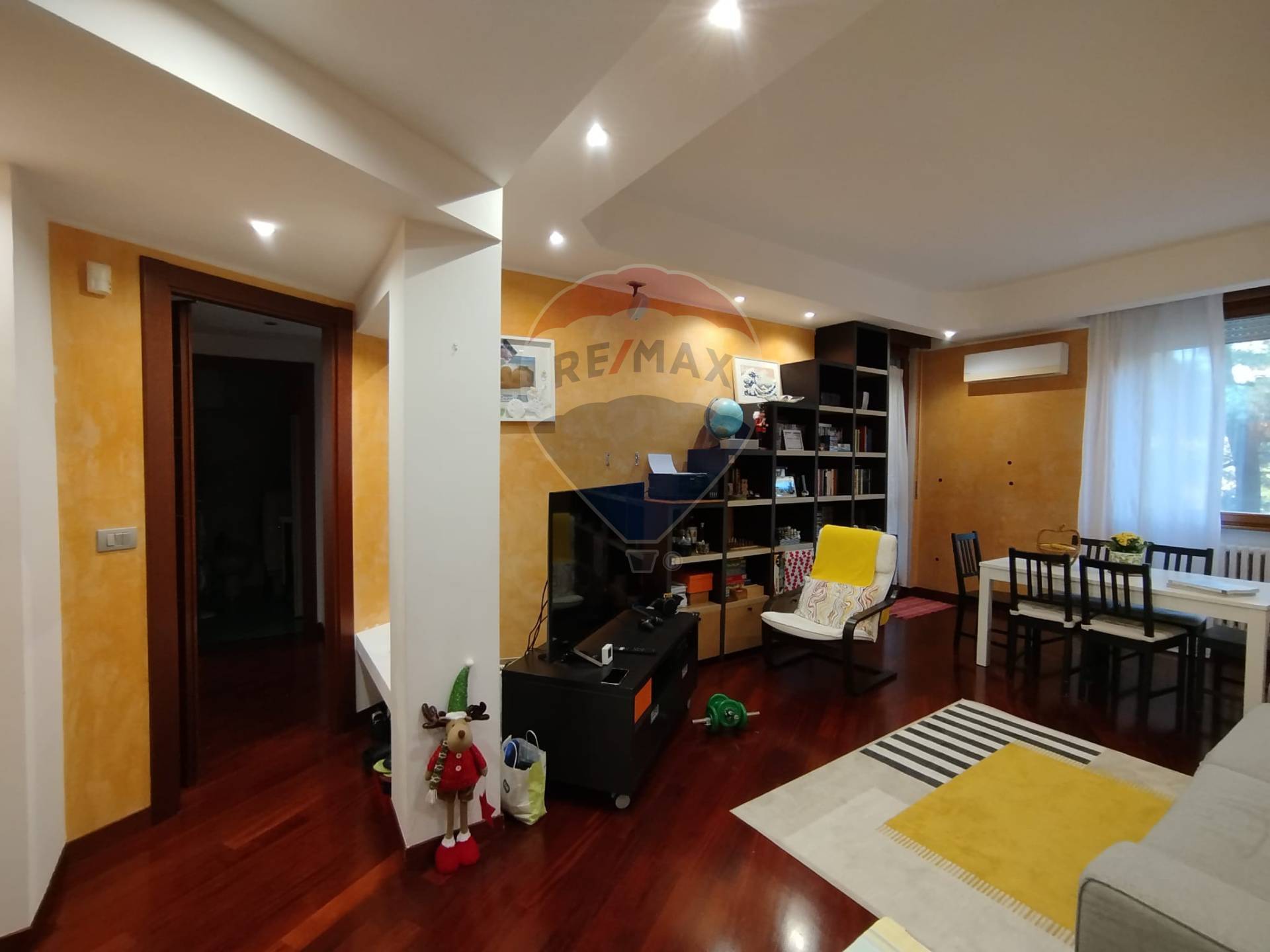 Appartamento in vendita a Rho, Passirana