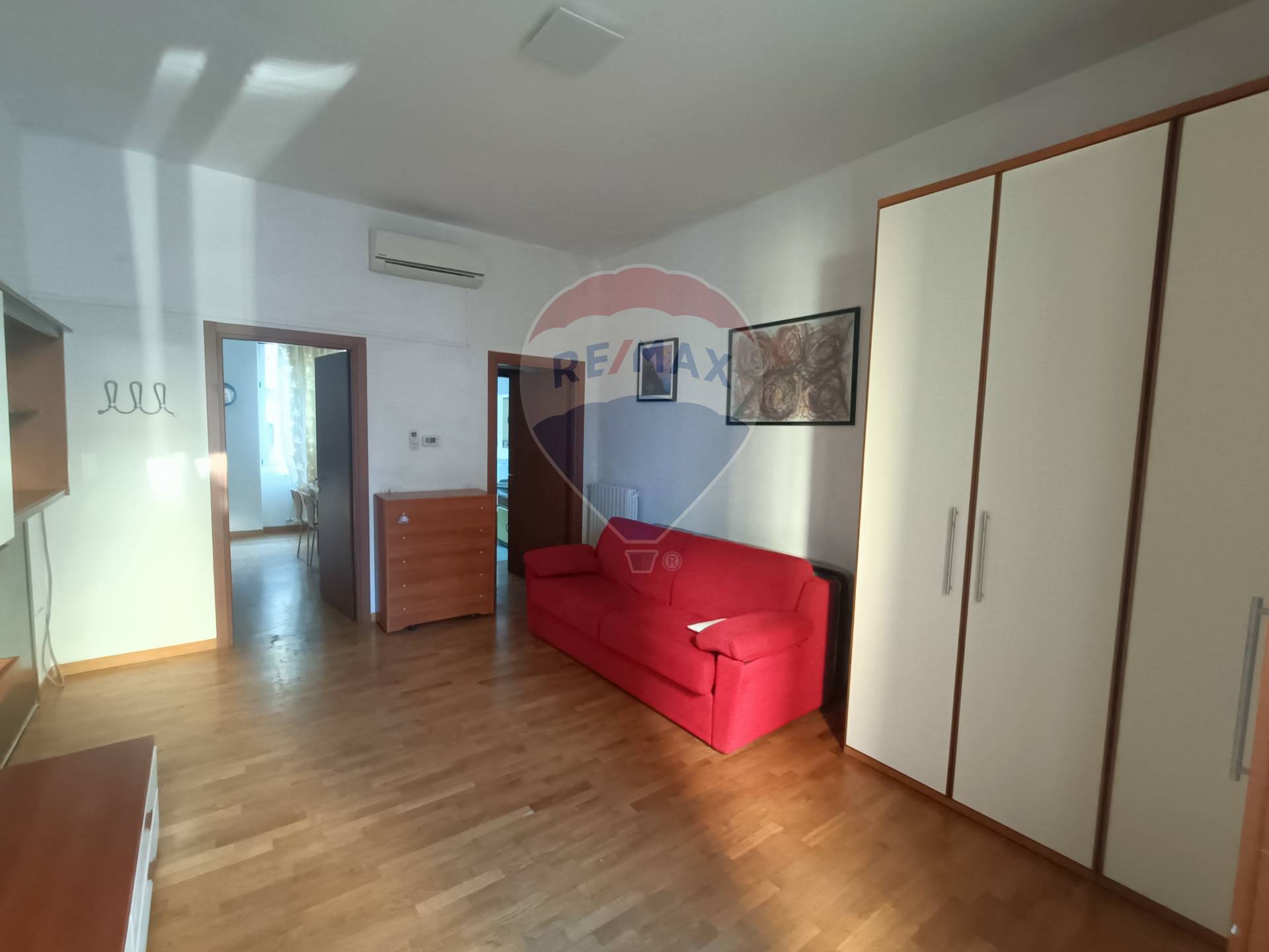 Appartamento in affitto a Rho, Zona Centro