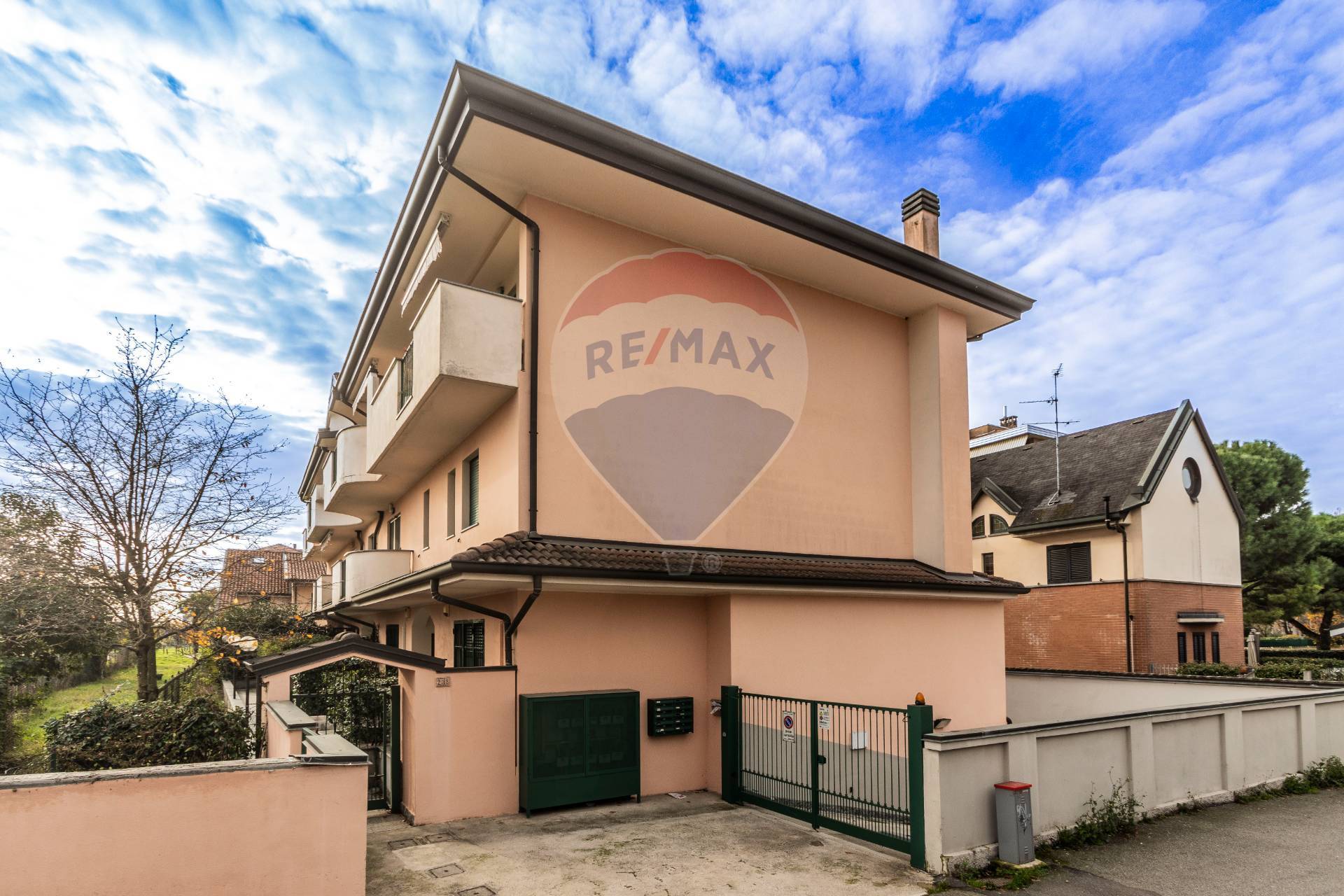 Appartamento in vendita a Rho, Passirana