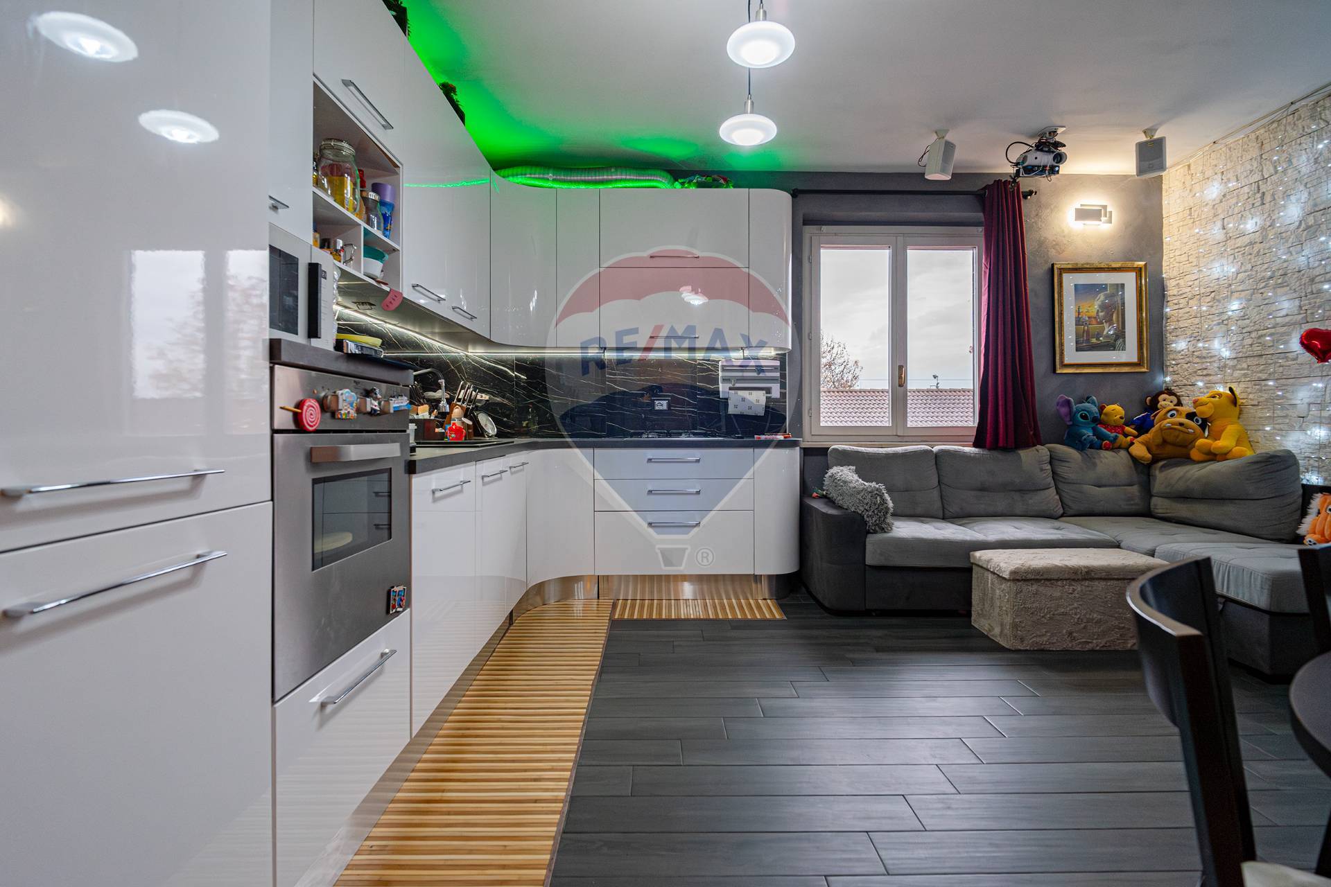 Appartamento in vendita a Ossona