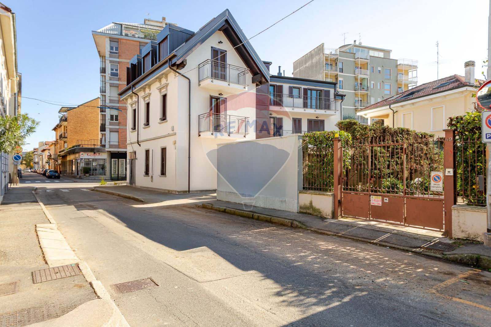 Appartamento in affitto a Rho, Zona Centro