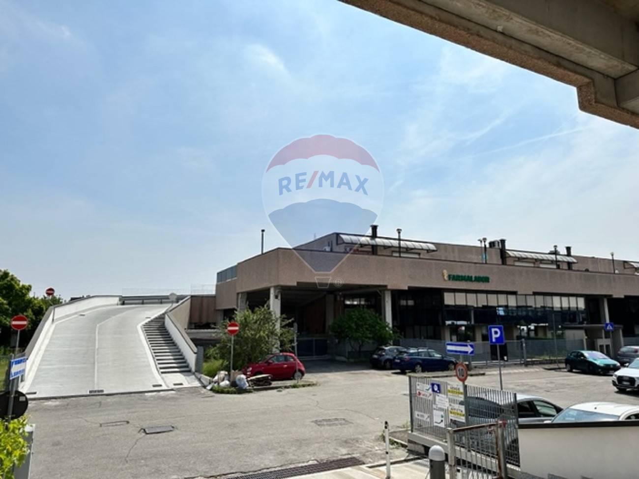 Capannone Industriale in vendita a Assago, Cascina Bazzana Superiore