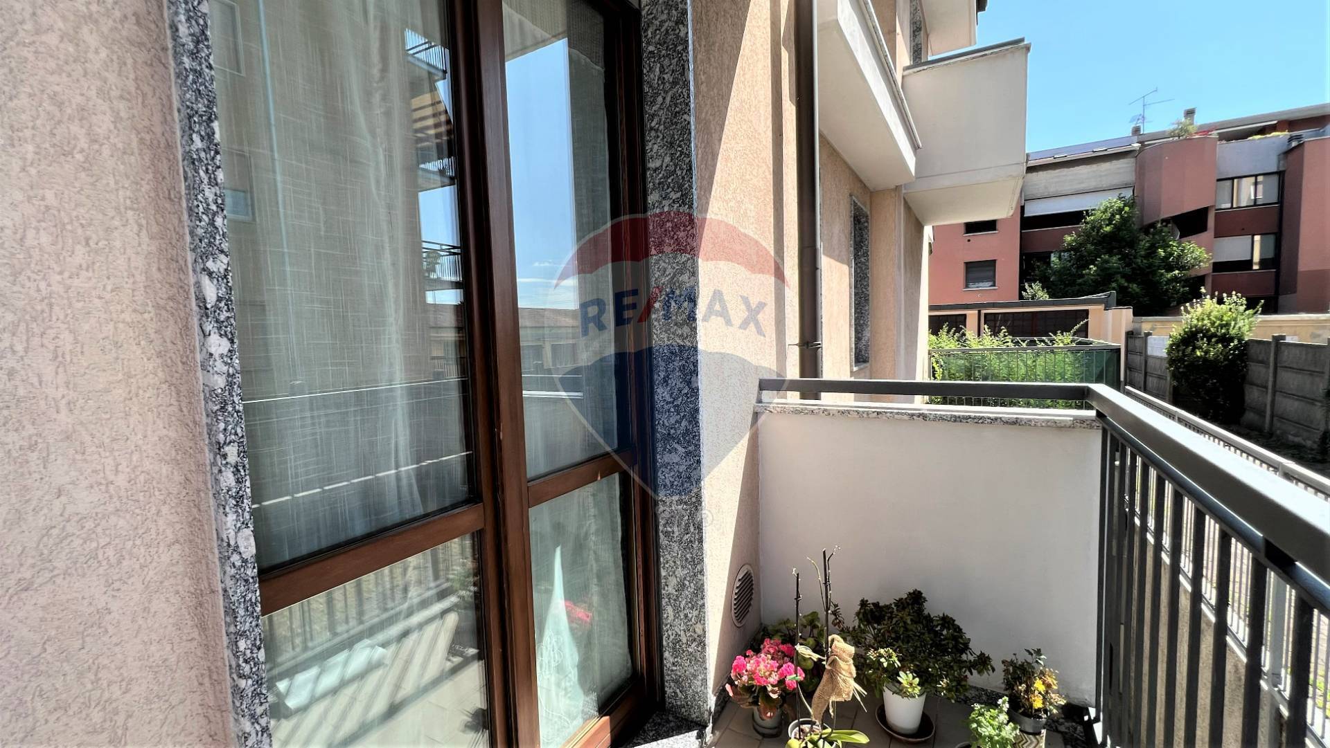 Villa a schiera in vendita a Rho, Zona San Pietro