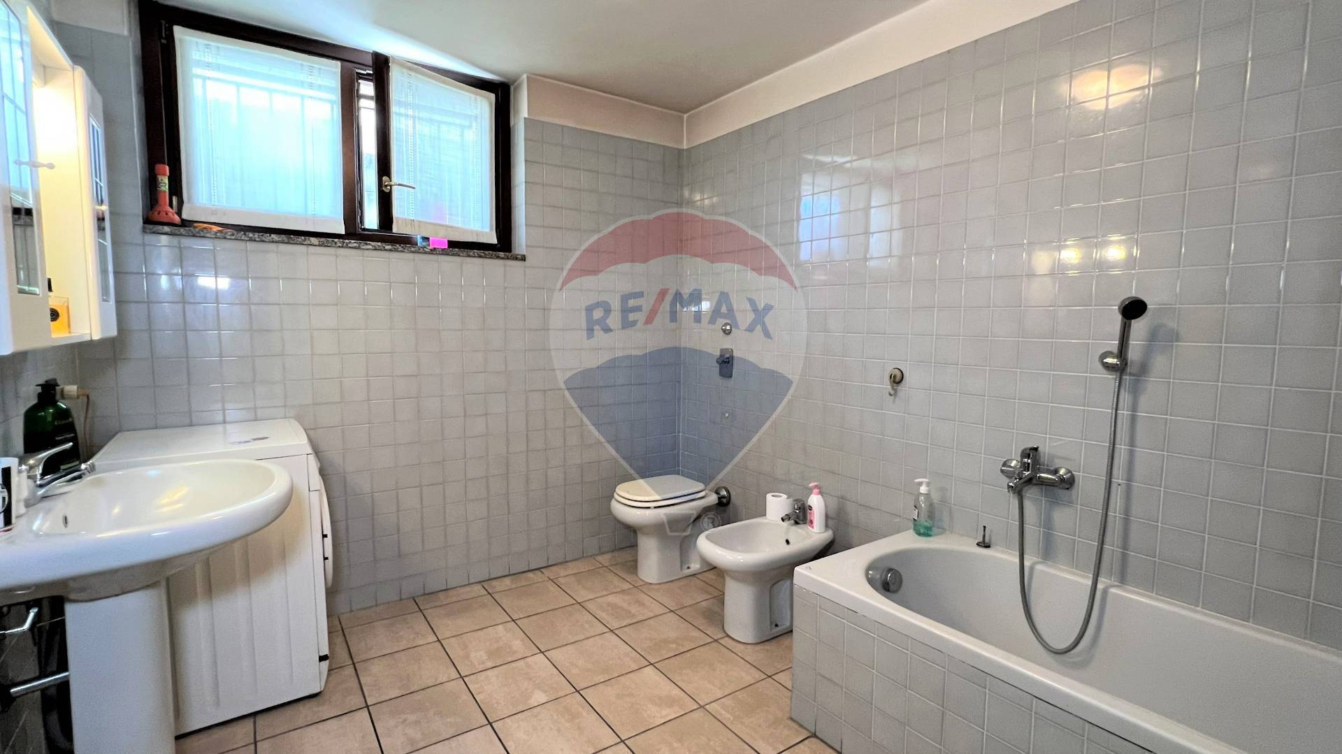 Villa a schiera in vendita a Rho, Zona San Pietro