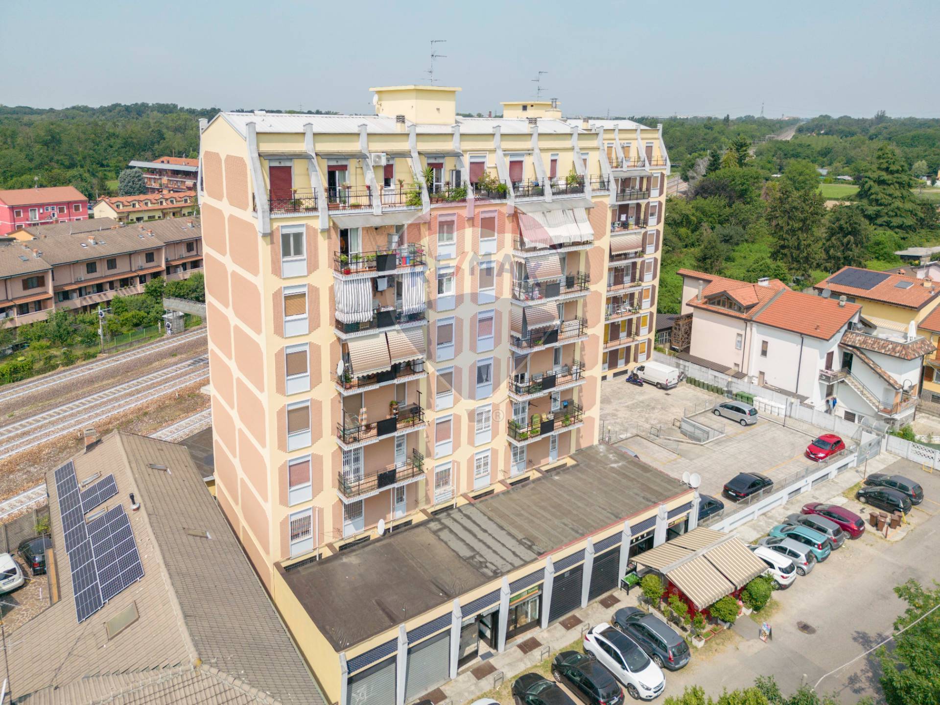 Posto Auto in vendita a Bollate, Zona Semi-centro