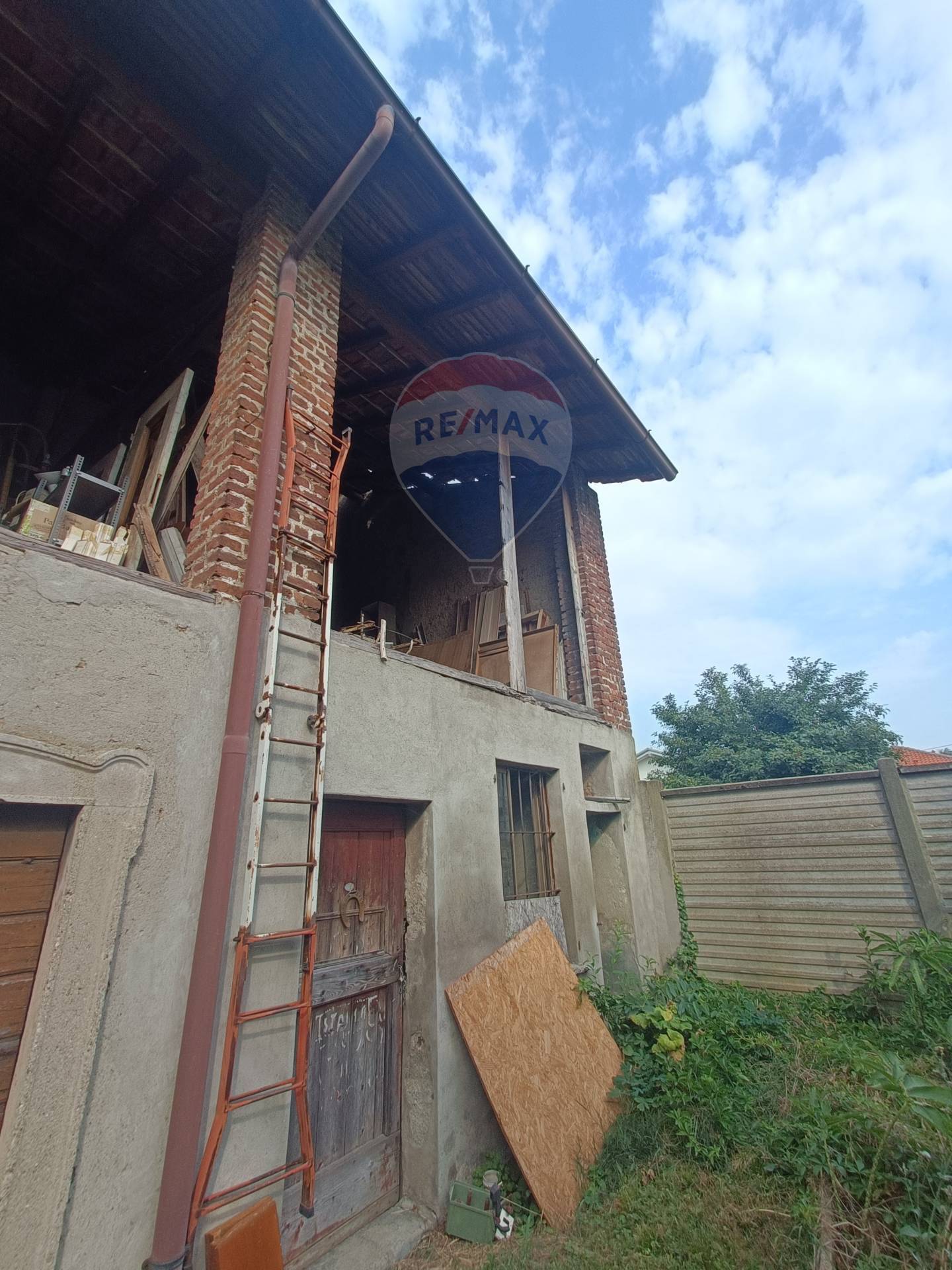 Rustico in vendita a Busto Garolfo