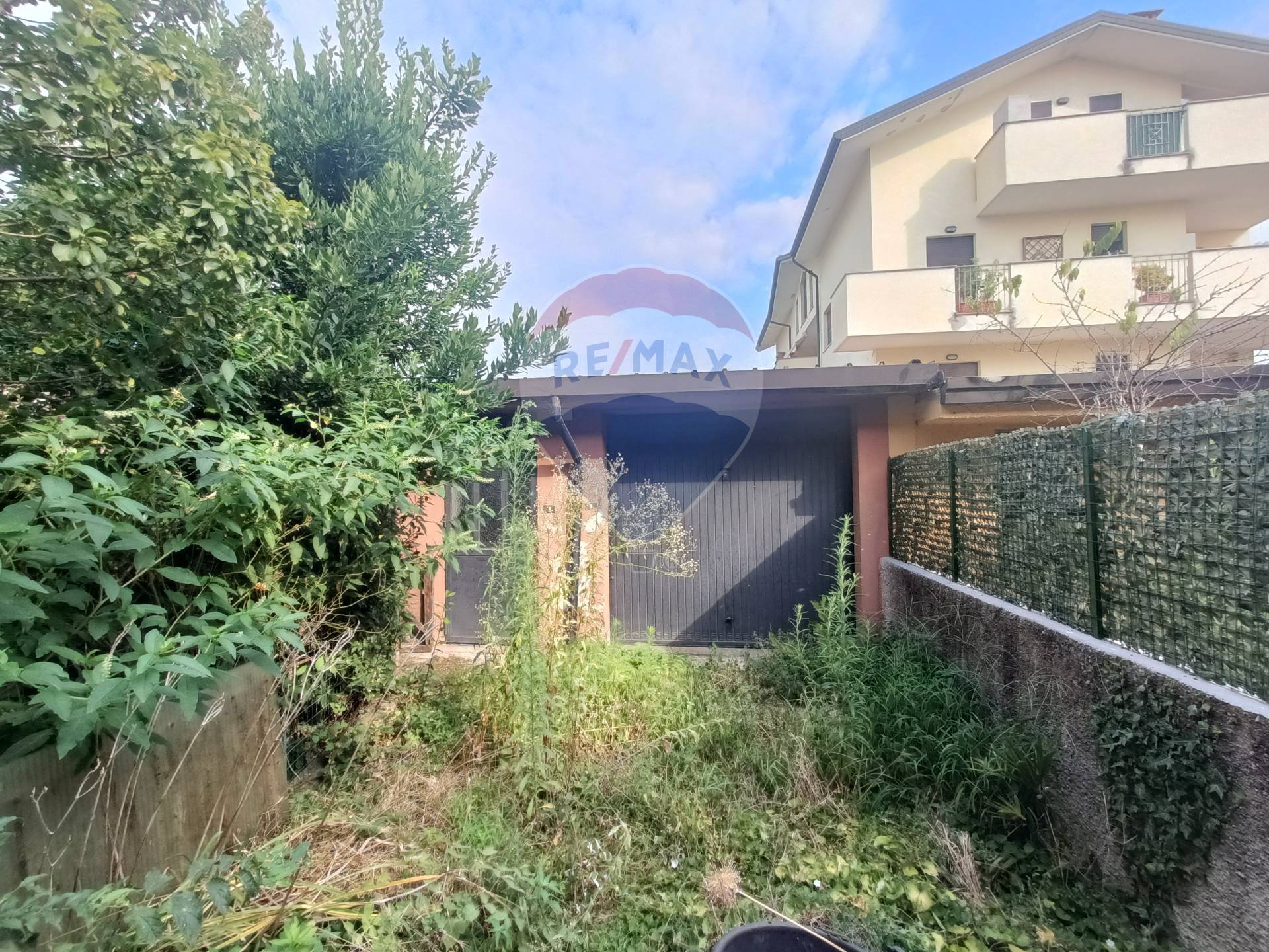 Rustico in vendita a Busto Garolfo