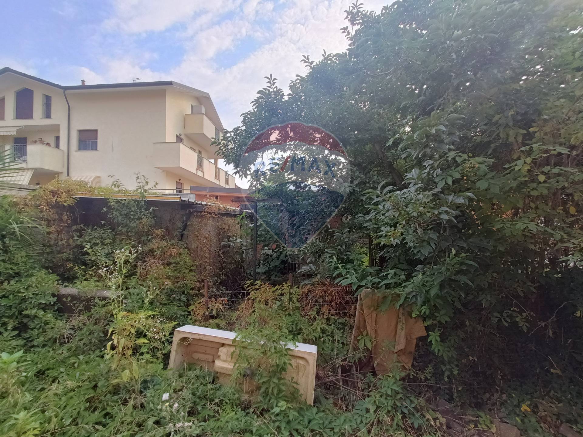 Rustico in vendita a Busto Garolfo