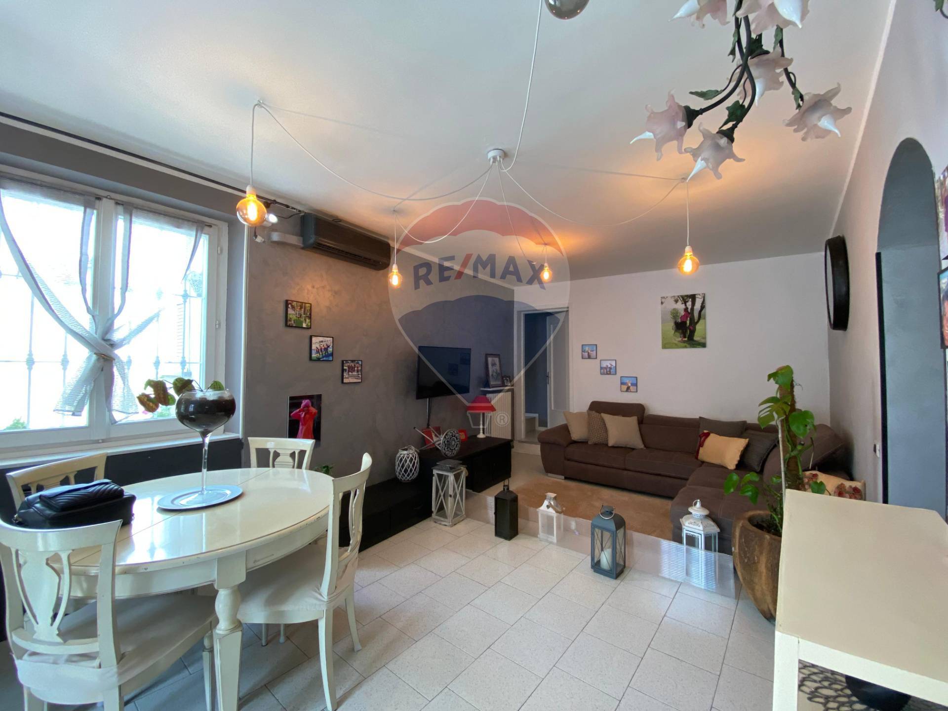 Casa Semindipendente in vendita a Montebello della Battaglia