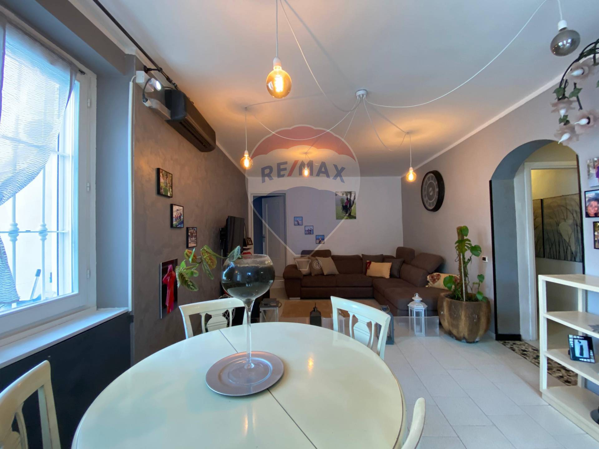 Casa Semindipendente in vendita a Montebello della Battaglia