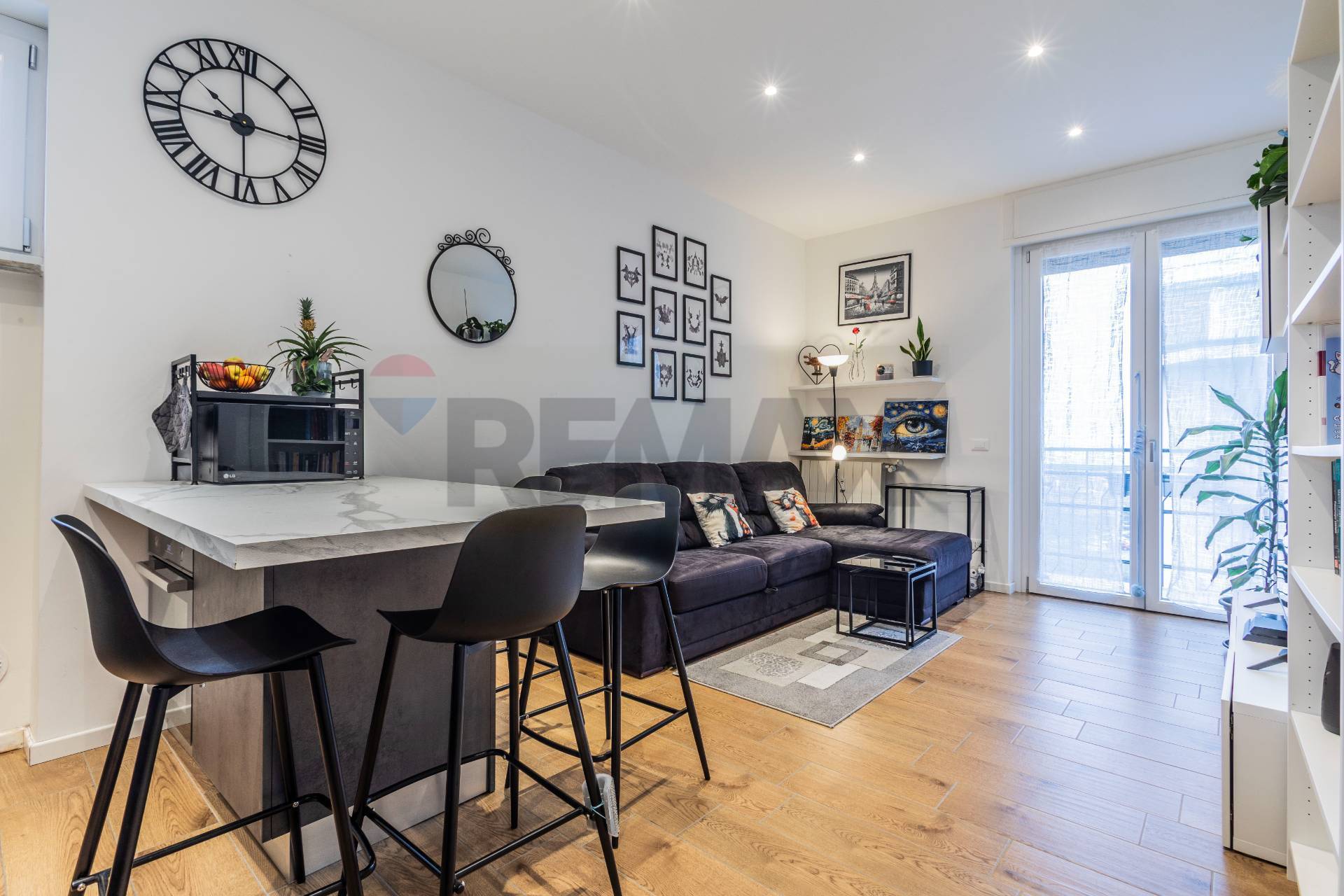 Appartamento in vendita a Pogliano Milanese