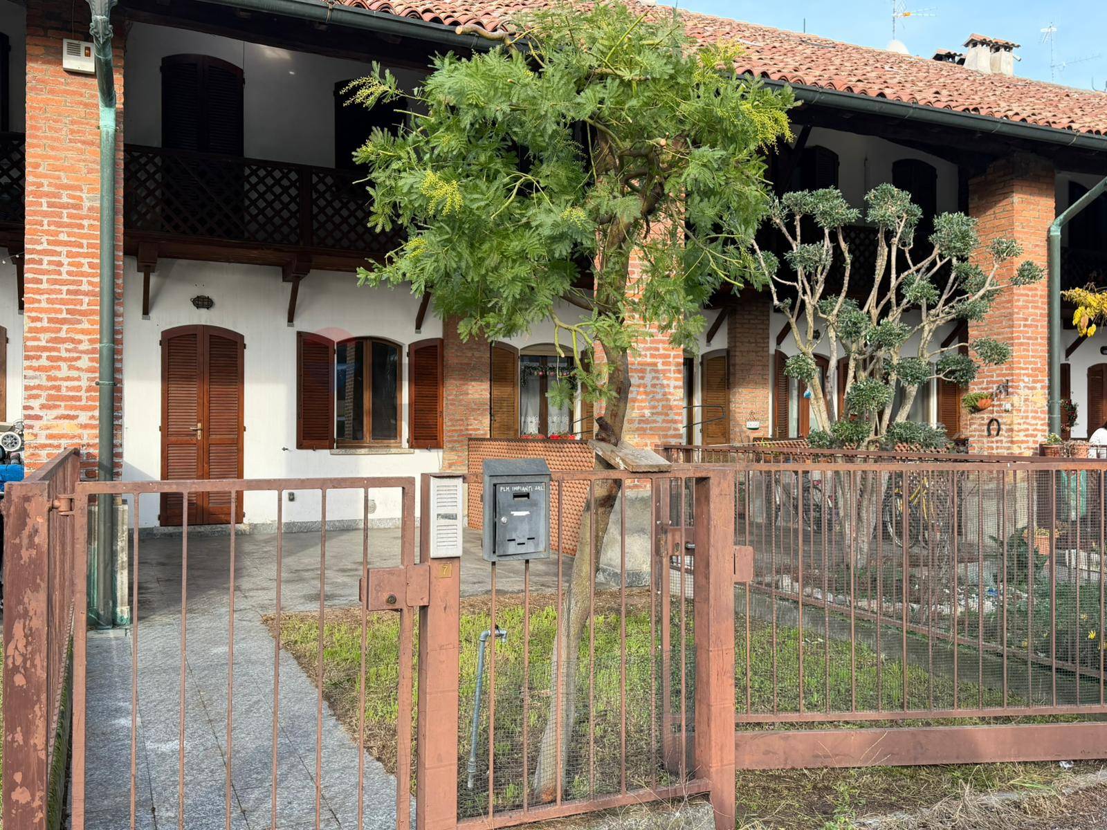 Villa a schiera in vendita a Rosate