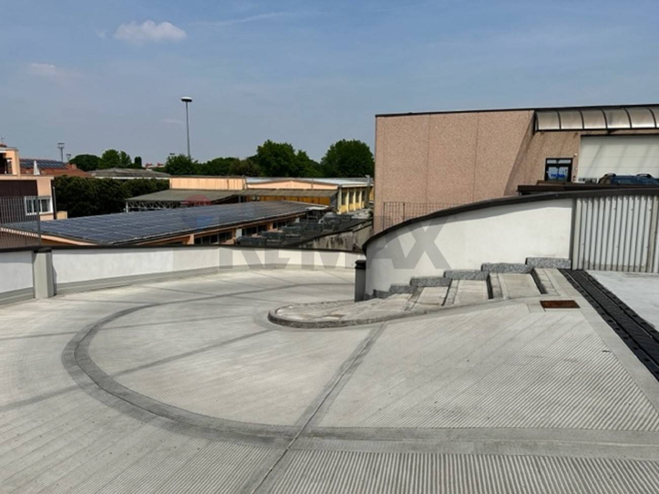 Capannone Industriale in vendita a Assago, Cascina Bazzana Superiore