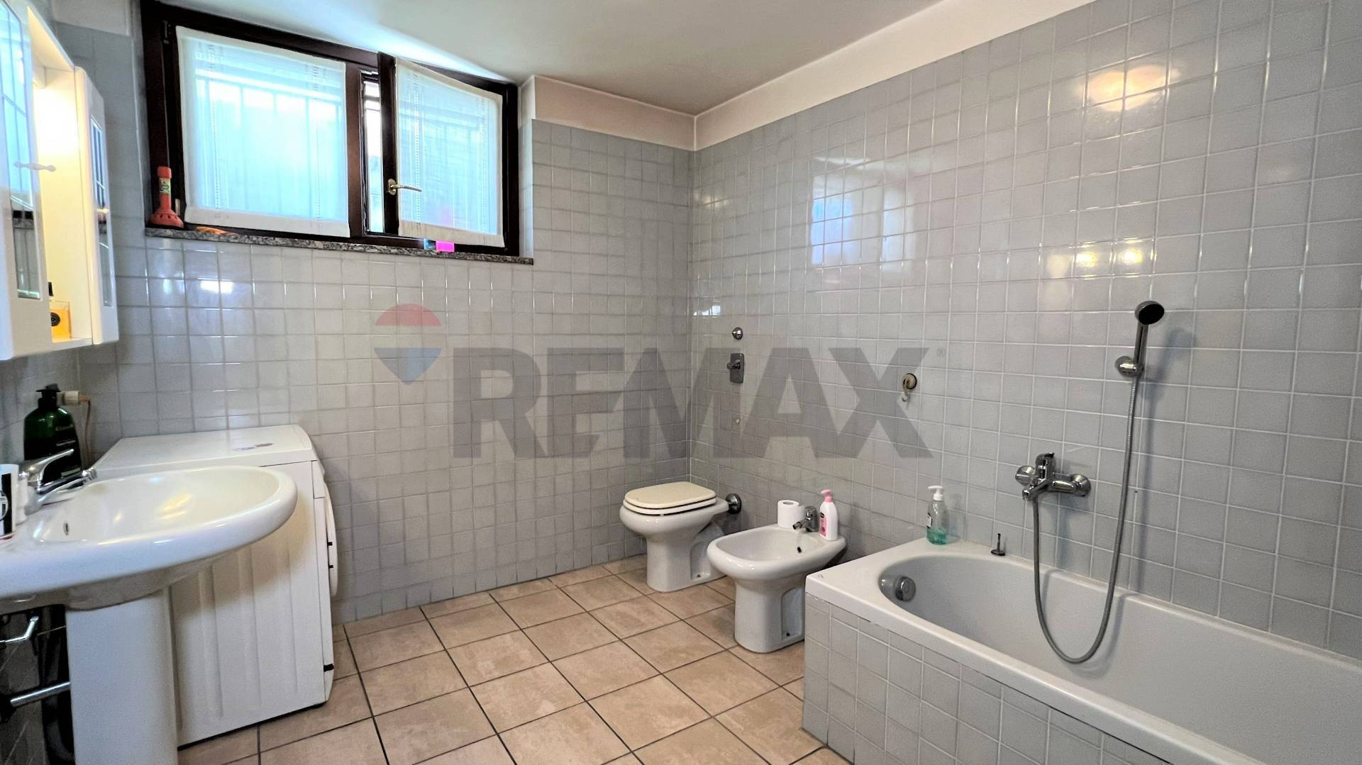 Villa a schiera in vendita a Rho, Zona San Pietro