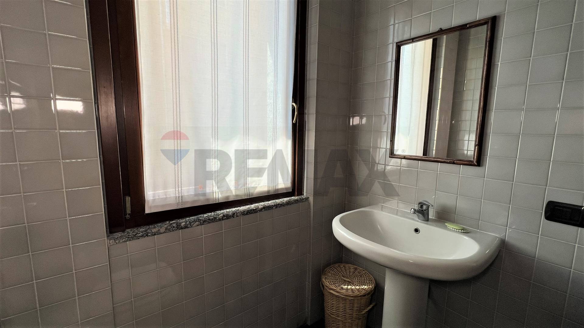 Villa a schiera in vendita a Rho, Zona San Pietro