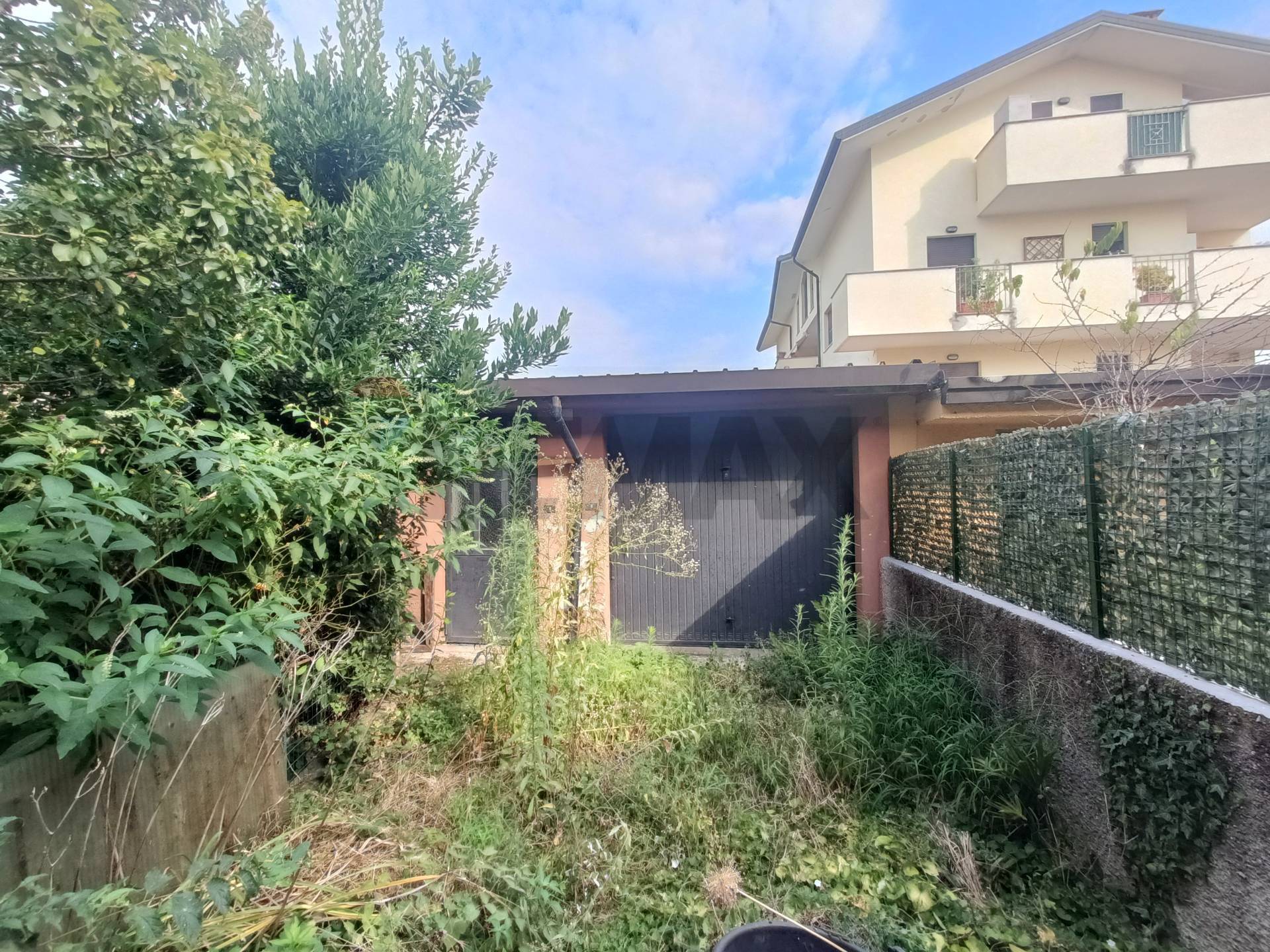 Rustico in vendita a Busto Garolfo