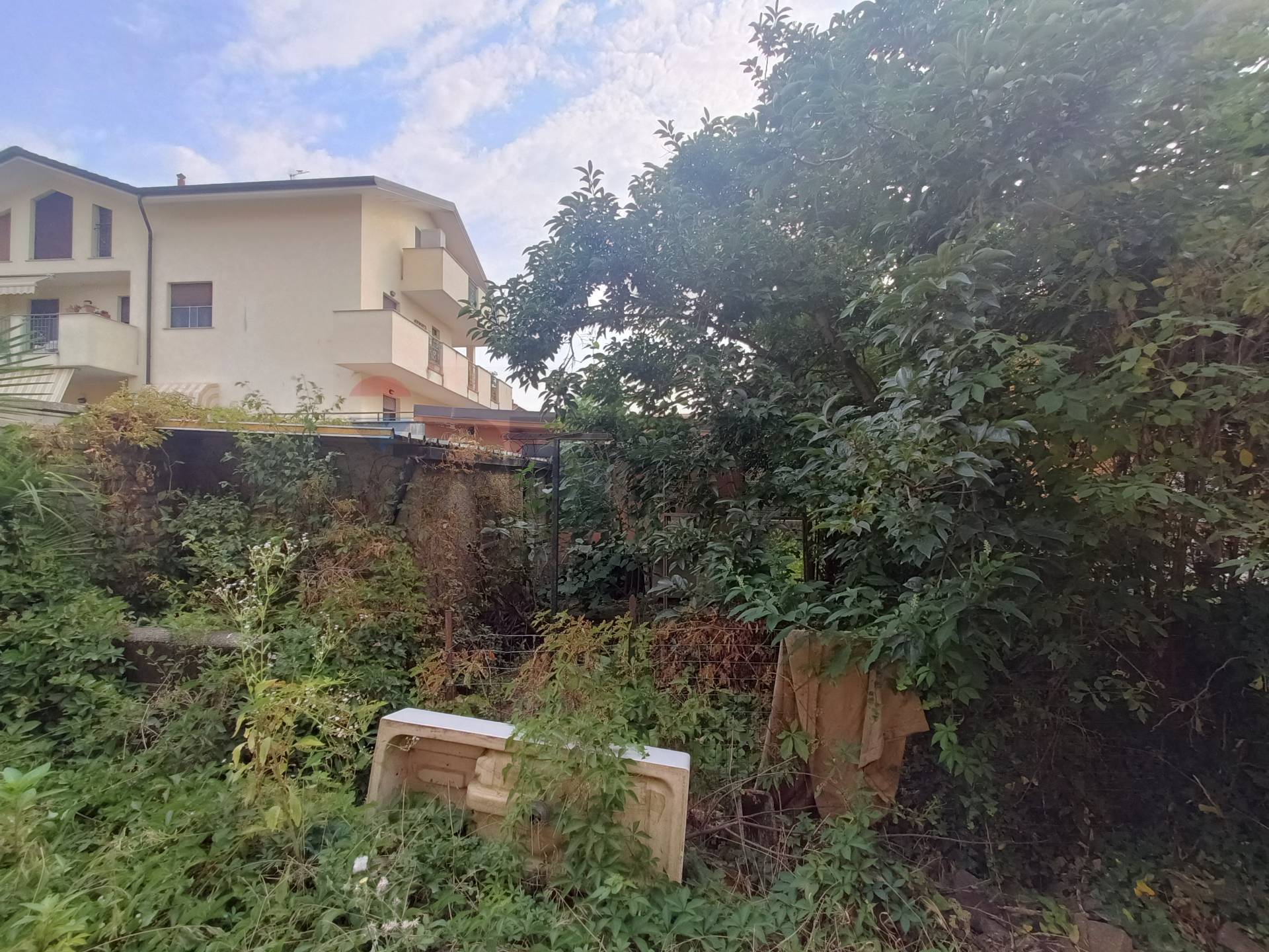 Rustico in vendita a Busto Garolfo