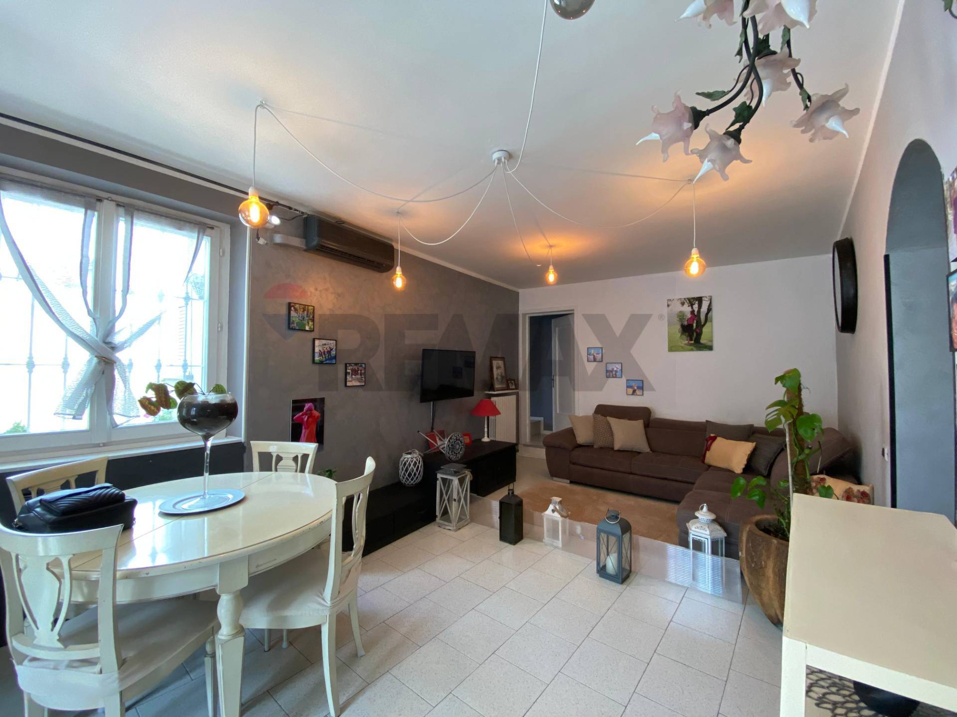 Casa Semindipendente in vendita a Montebello della Battaglia