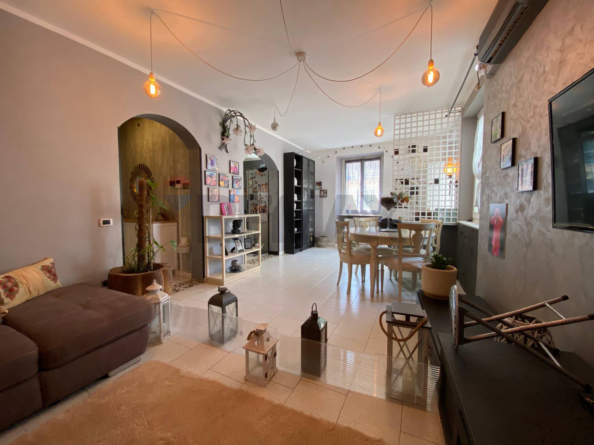 Casa Semindipendente in vendita a Montebello della Battaglia