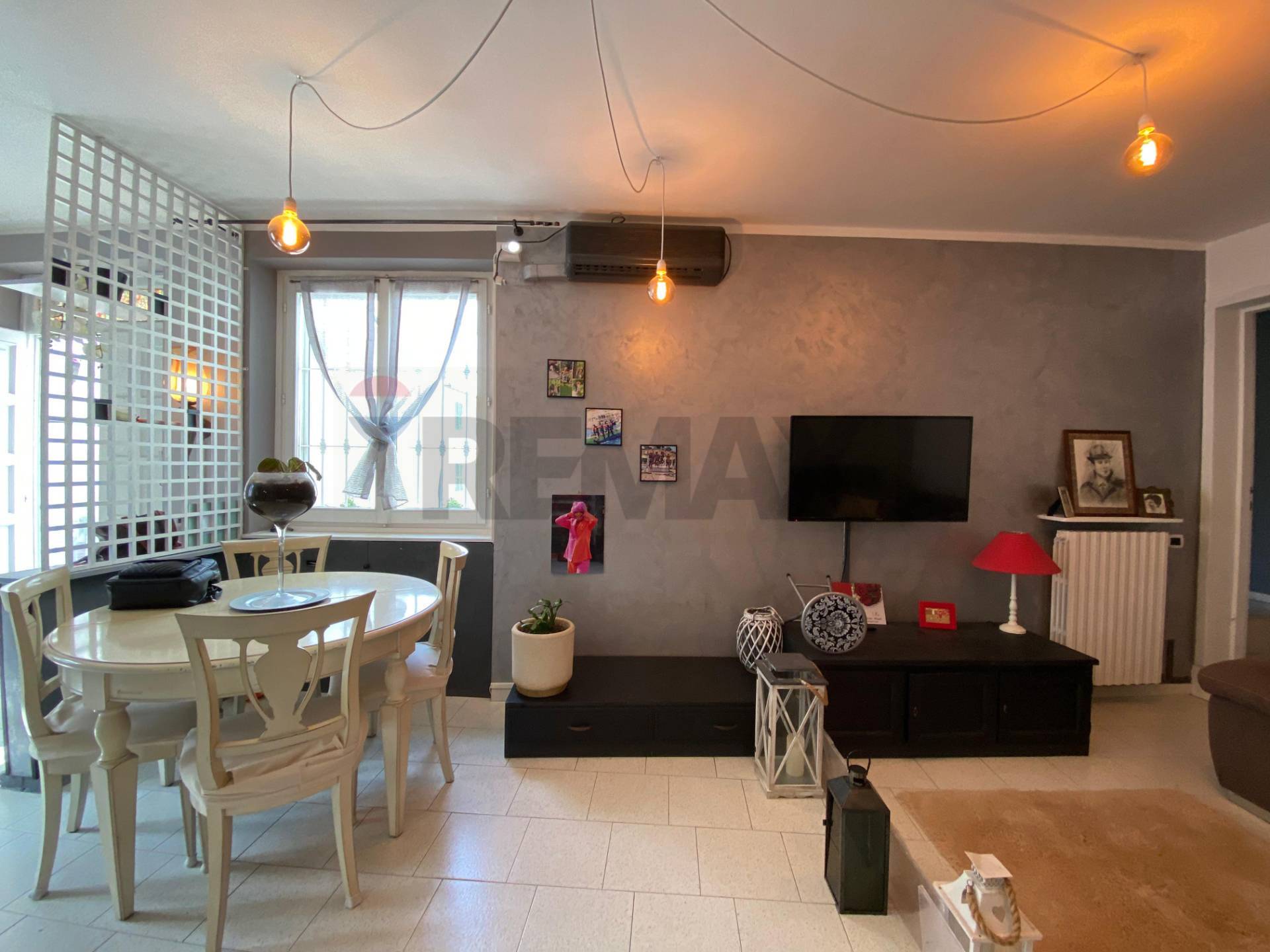 Casa Semindipendente in vendita a Montebello della Battaglia