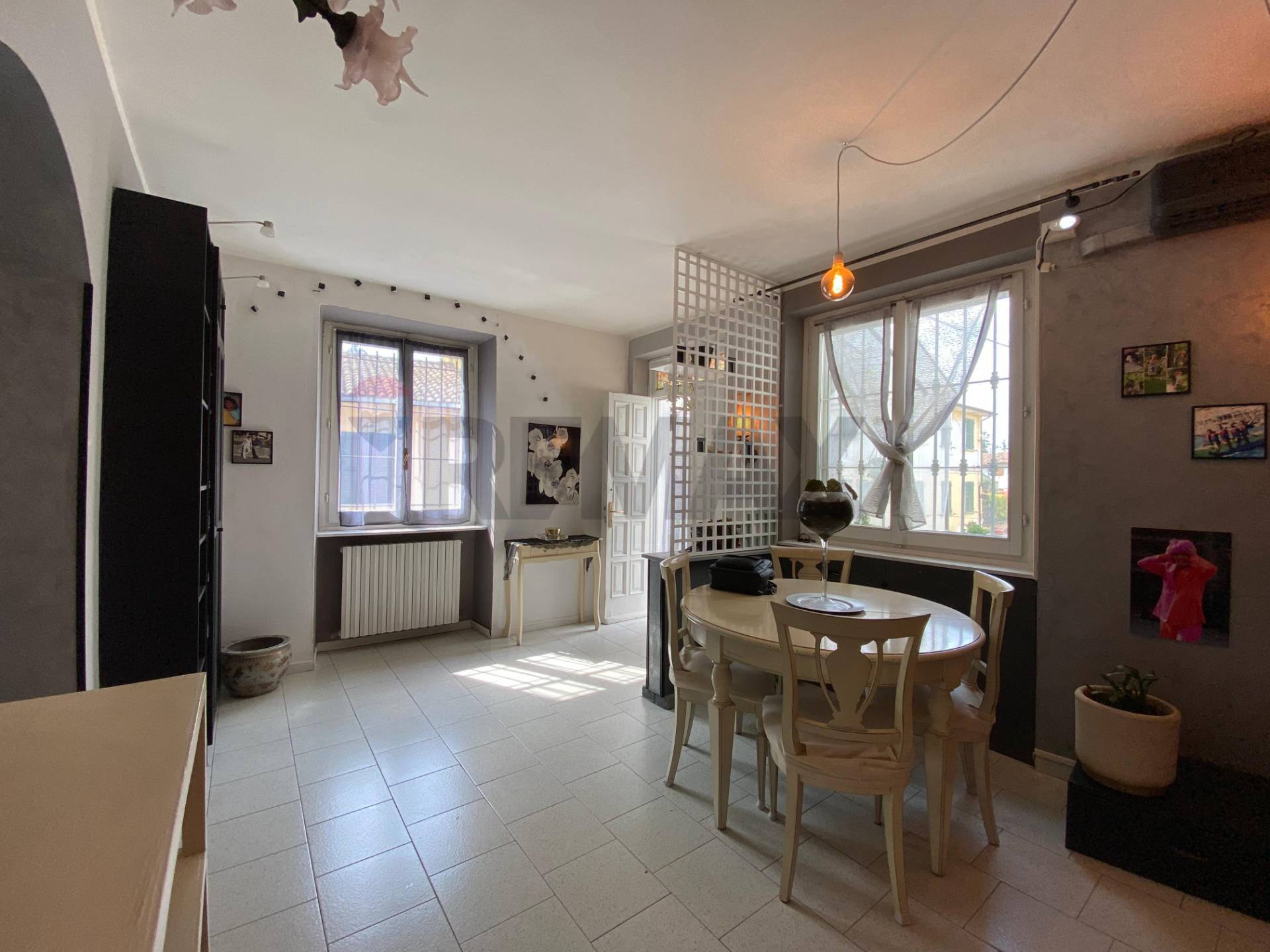 Casa Semindipendente in vendita a Montebello della Battaglia