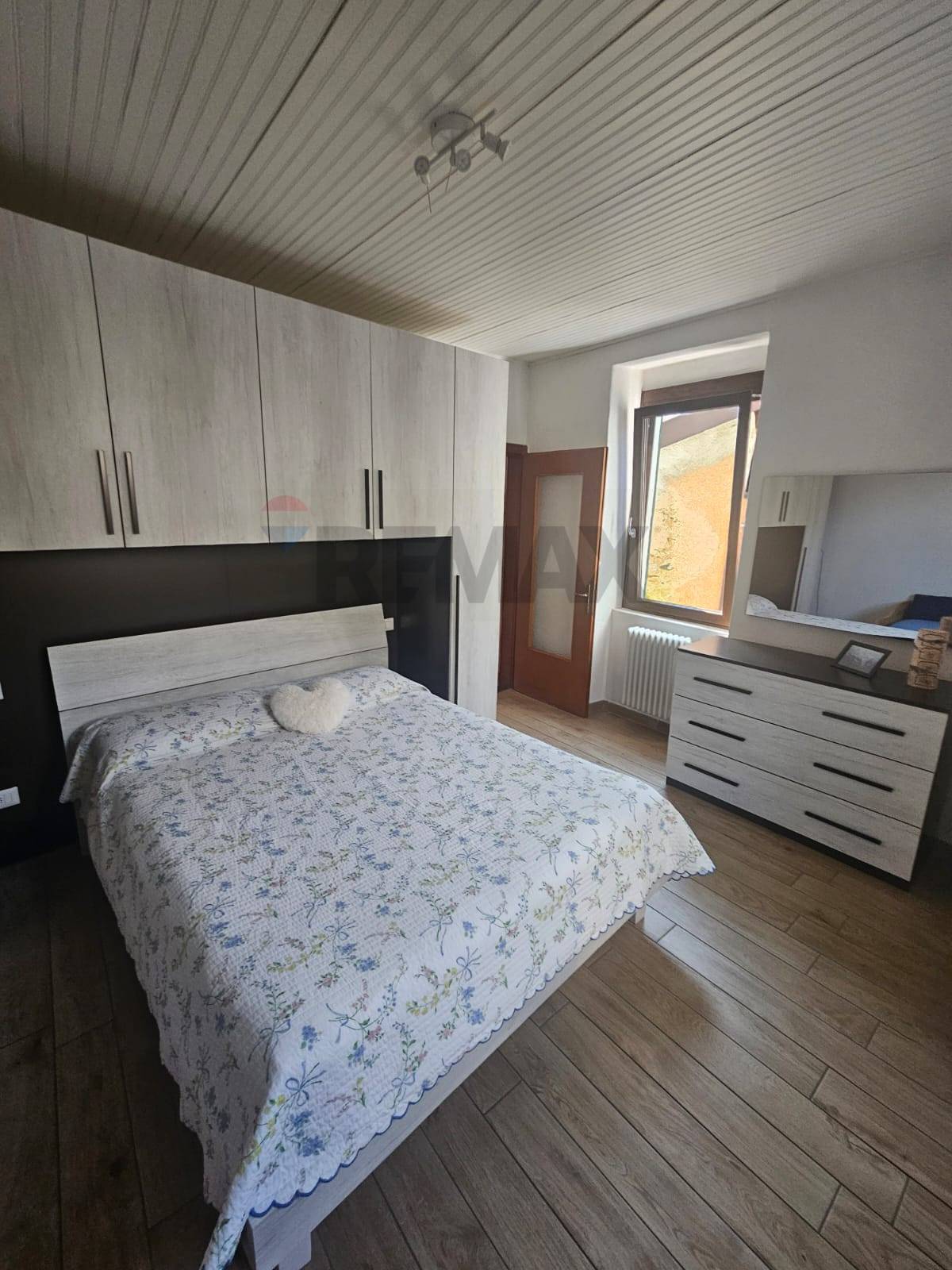 Appartamento in vendita a Bellano, Lezzeno